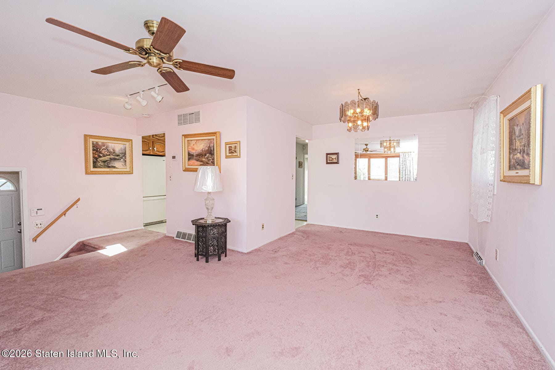 258 Woods Of Arden Road, Staten Island, NY, 10312 image 11