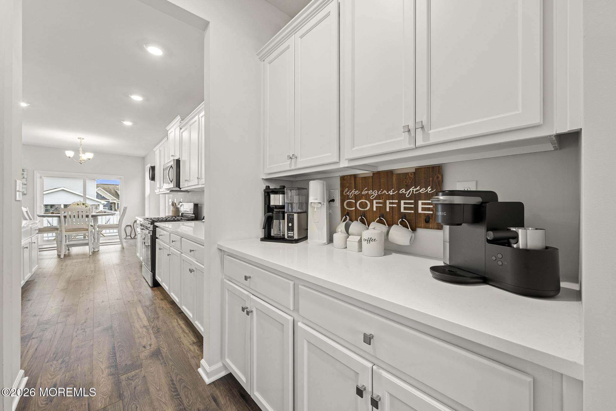 15 Holloway Avenue, Manahawkin, NJ, 08050 image 9