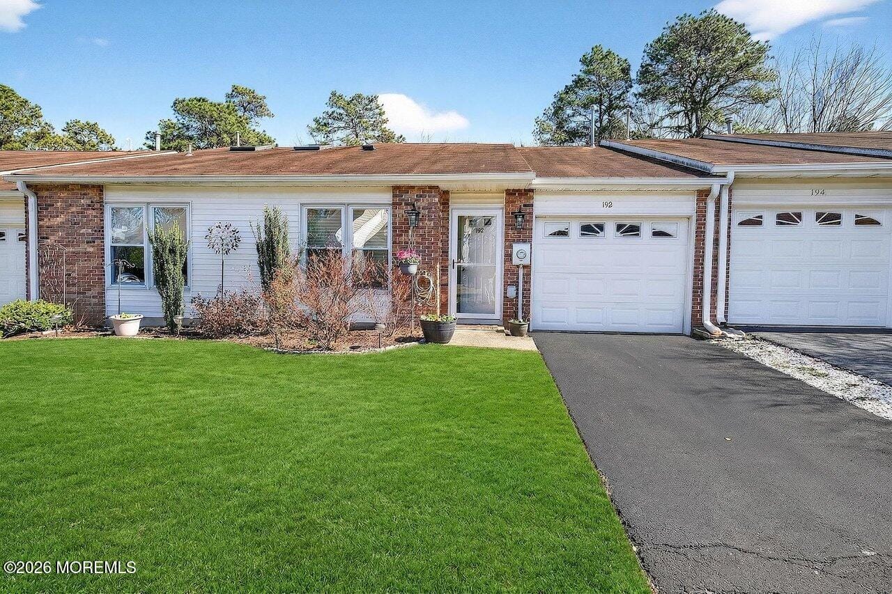 192 Victoria Court Image 3