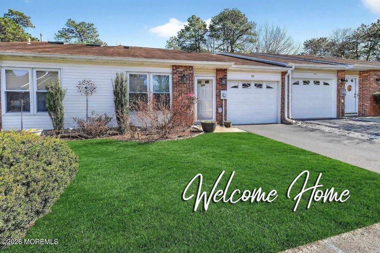 192 Victoria Court, Lakewood, NJ, 08701