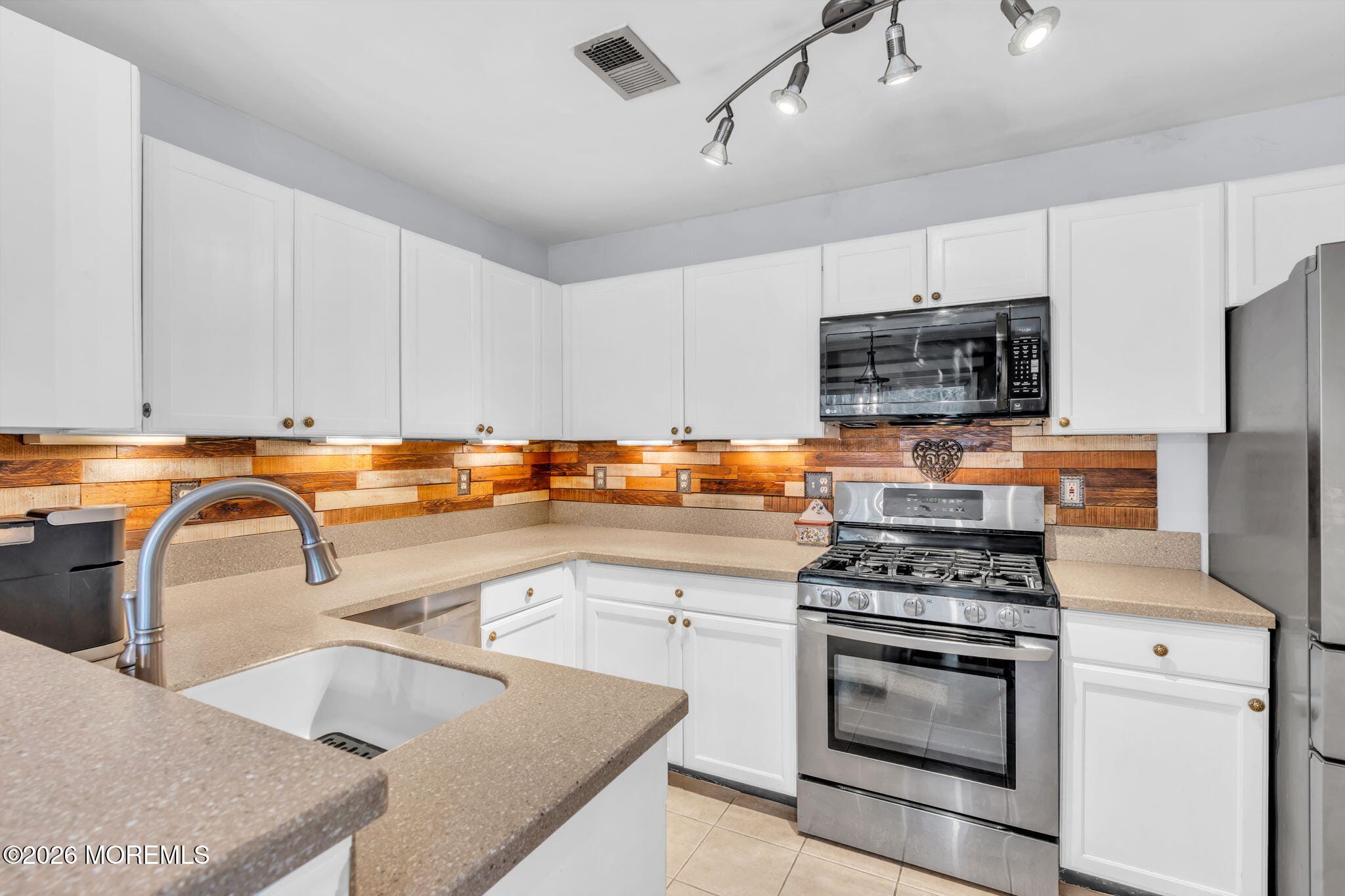 10 Buford Court, Tinton Falls, NJ, 07753 image 15
