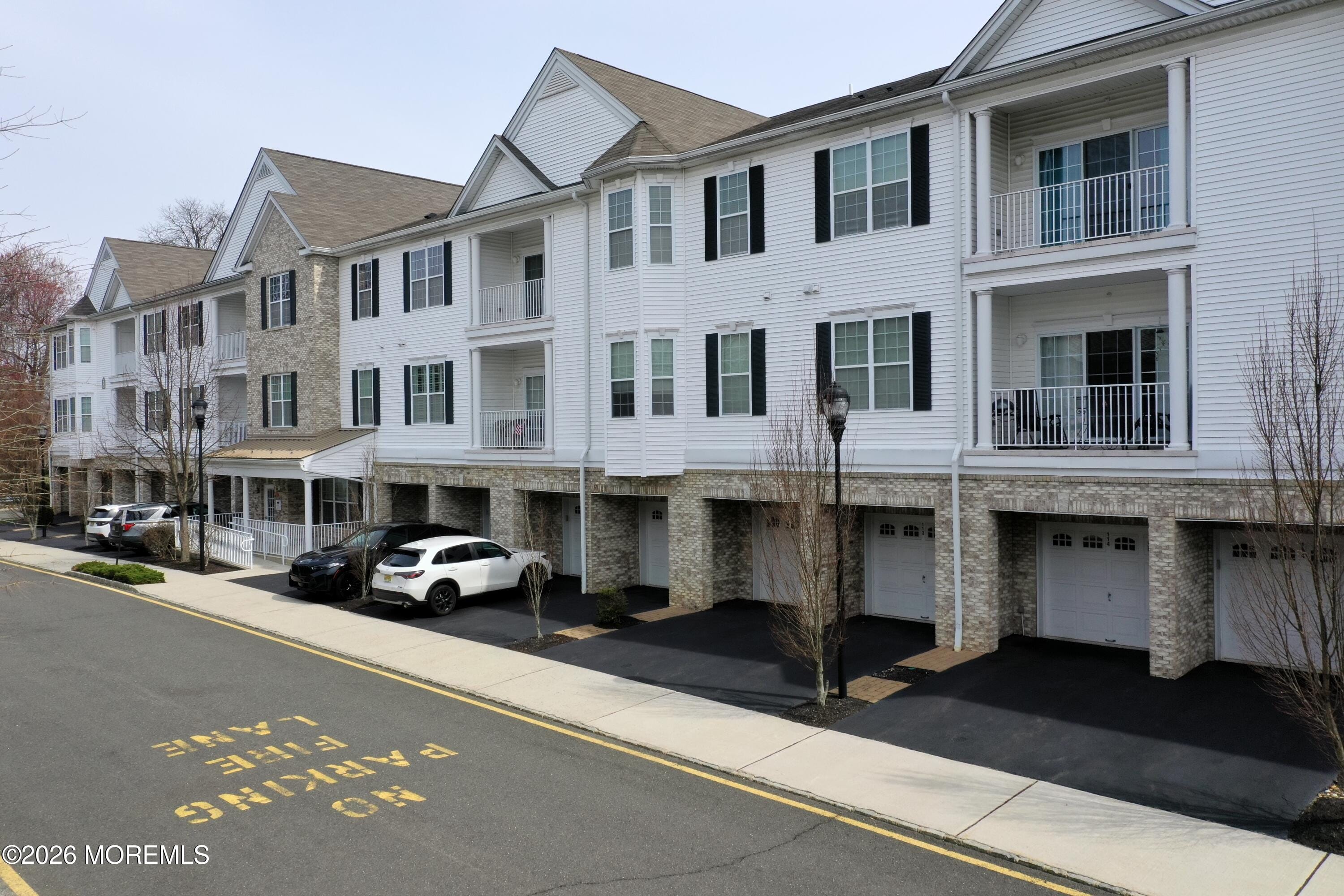 112 Regency Court 112 Image 4