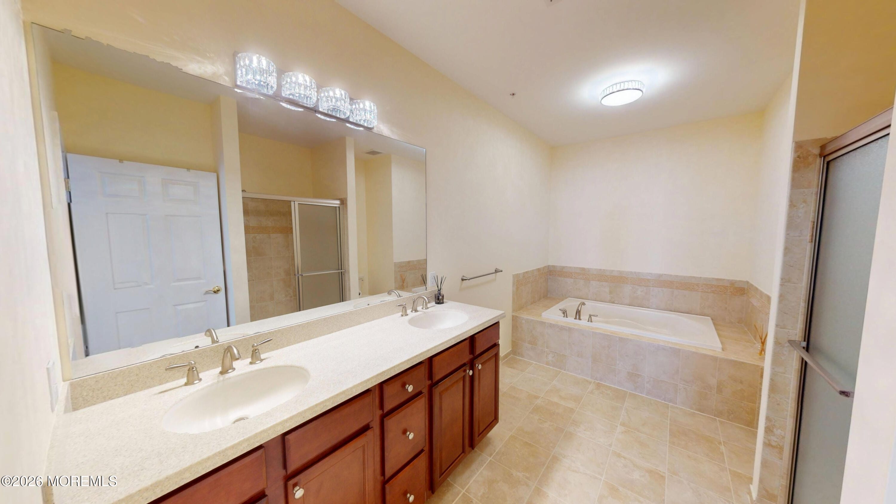 112 Regency Court 112, Morganville, NJ, 07751 image 7