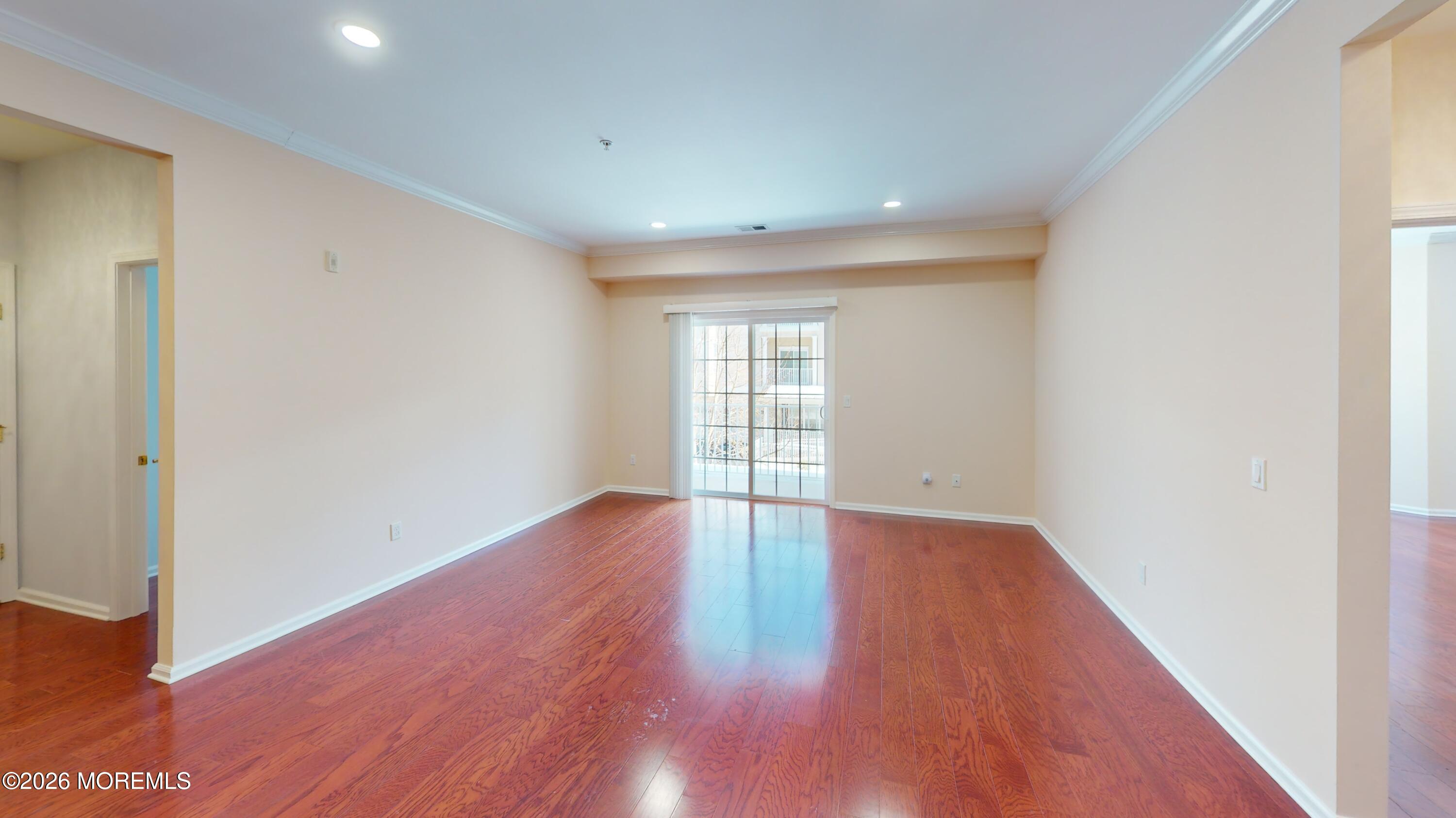 112 Regency Court 112, Morganville, NJ, 07751 image 17