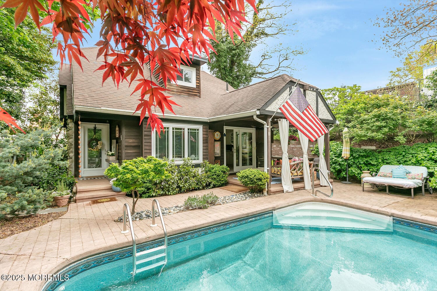 85 Valley Avenue Image 2