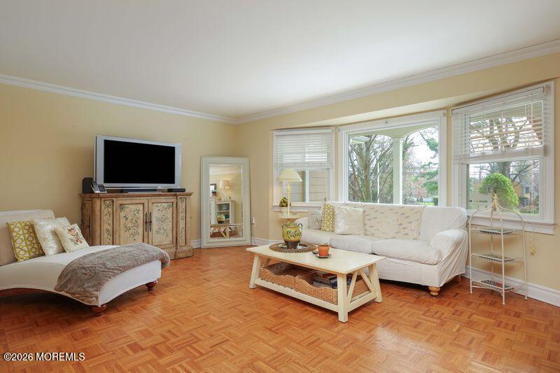 220 Dwight Road Image 4