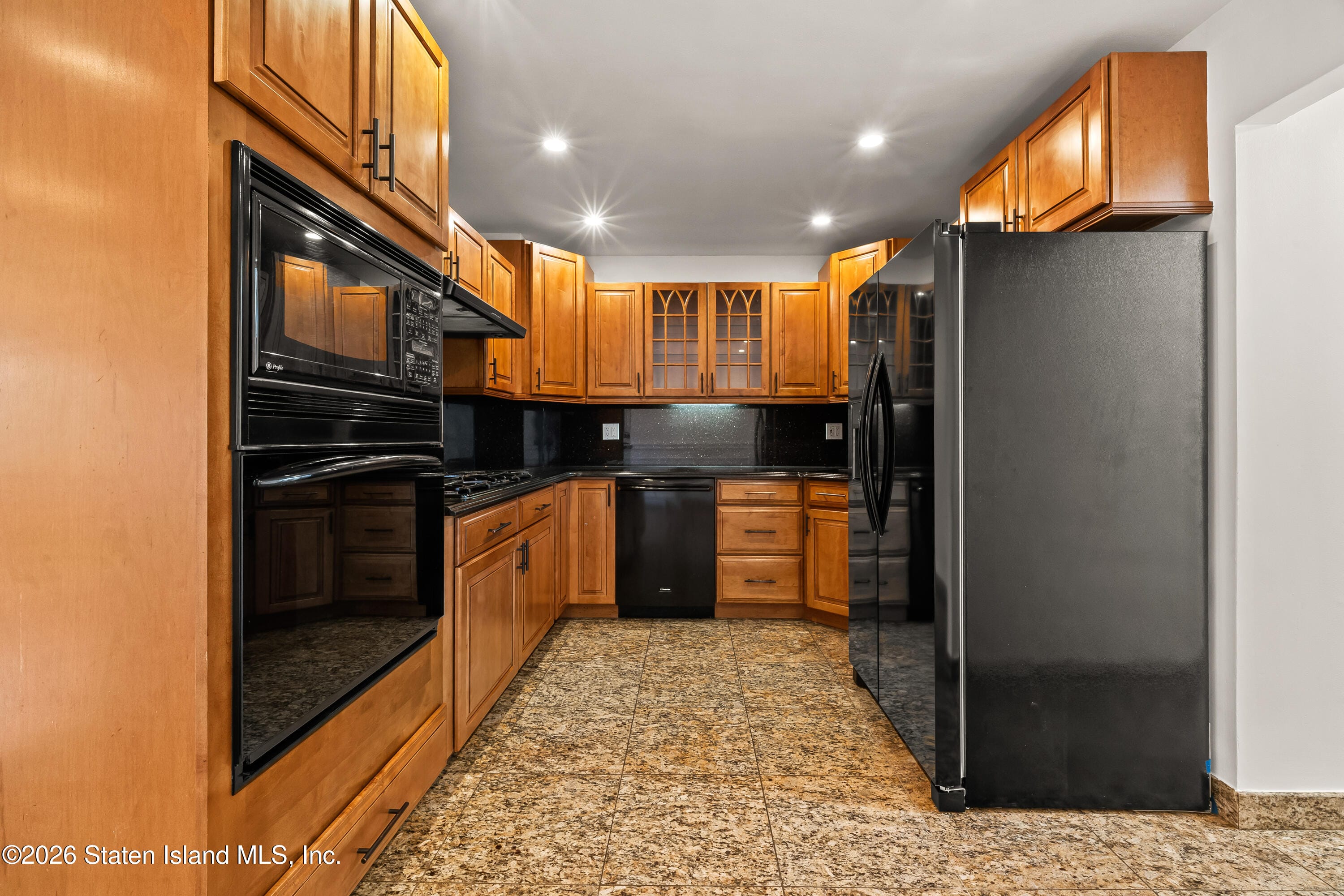 77-16 25th Avenue Image 5