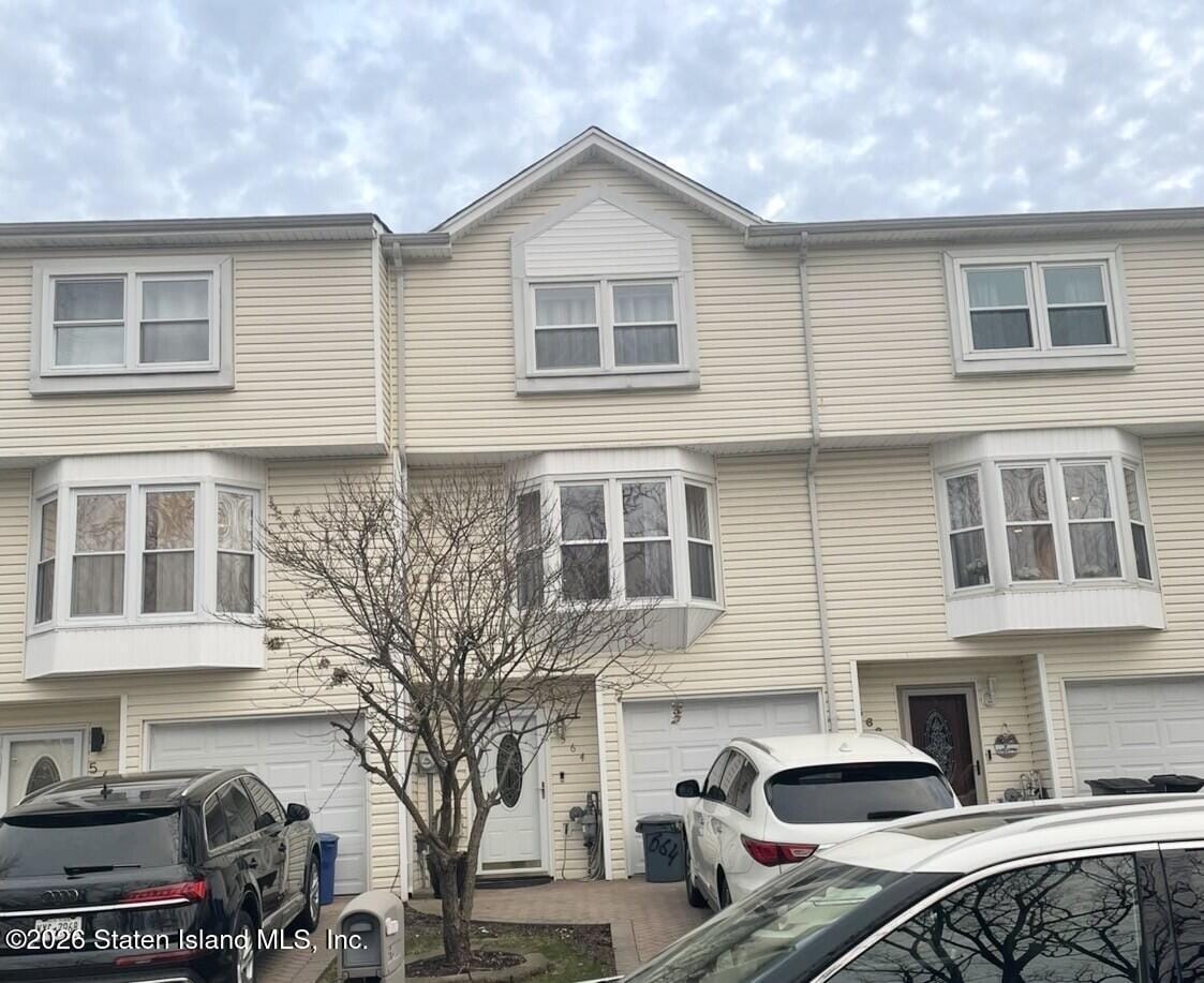 564 Dongan Hills Avenue Image 2