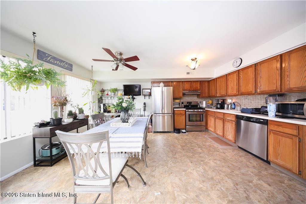 15 Stratford Court, Staten Island, NY, 10314 image 7