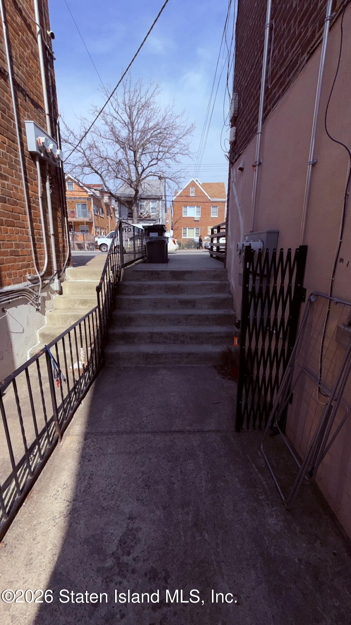 1957 Bogart Avenue Image 5