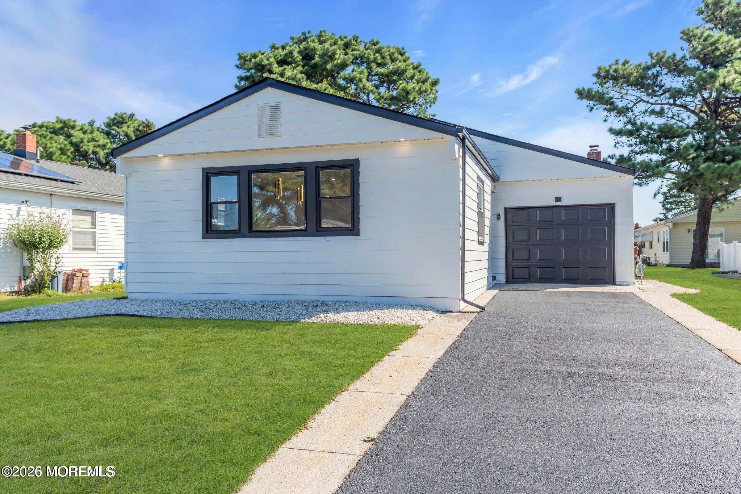 143 Davenport Road, Toms River, NJ, 08757