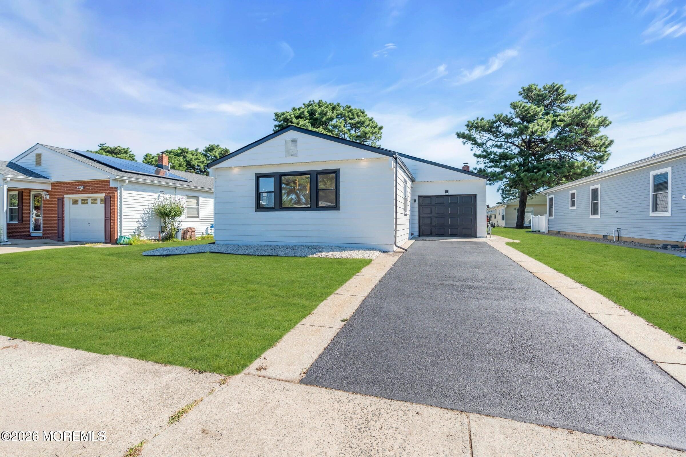 143 Davenport Road Image 4