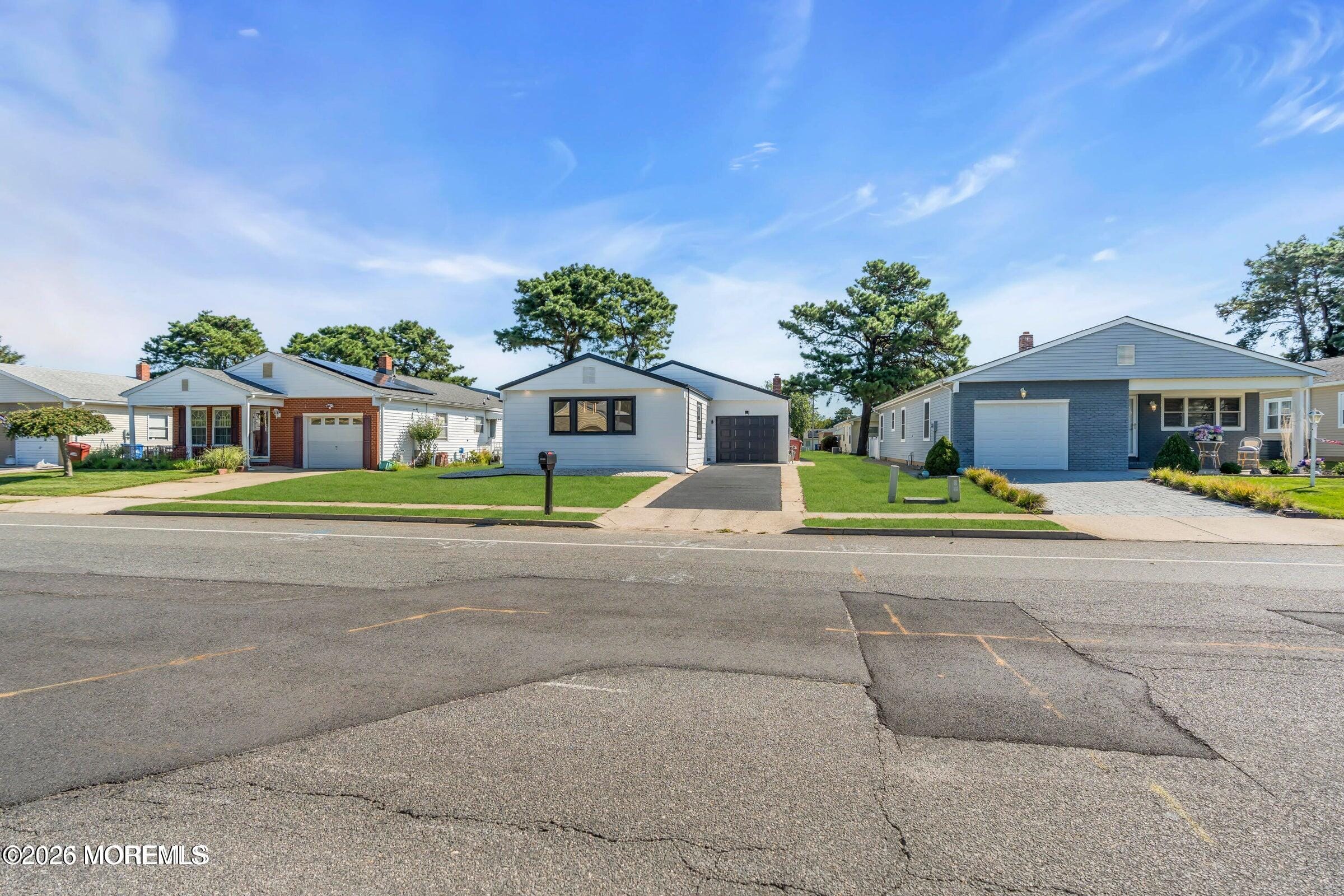 143 Davenport Road Image 5