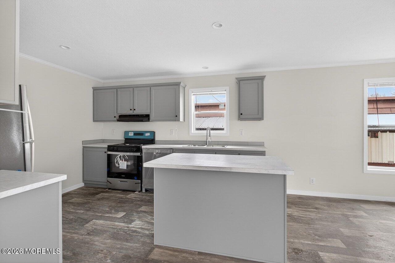 414 Walnut Street 414 Image 2