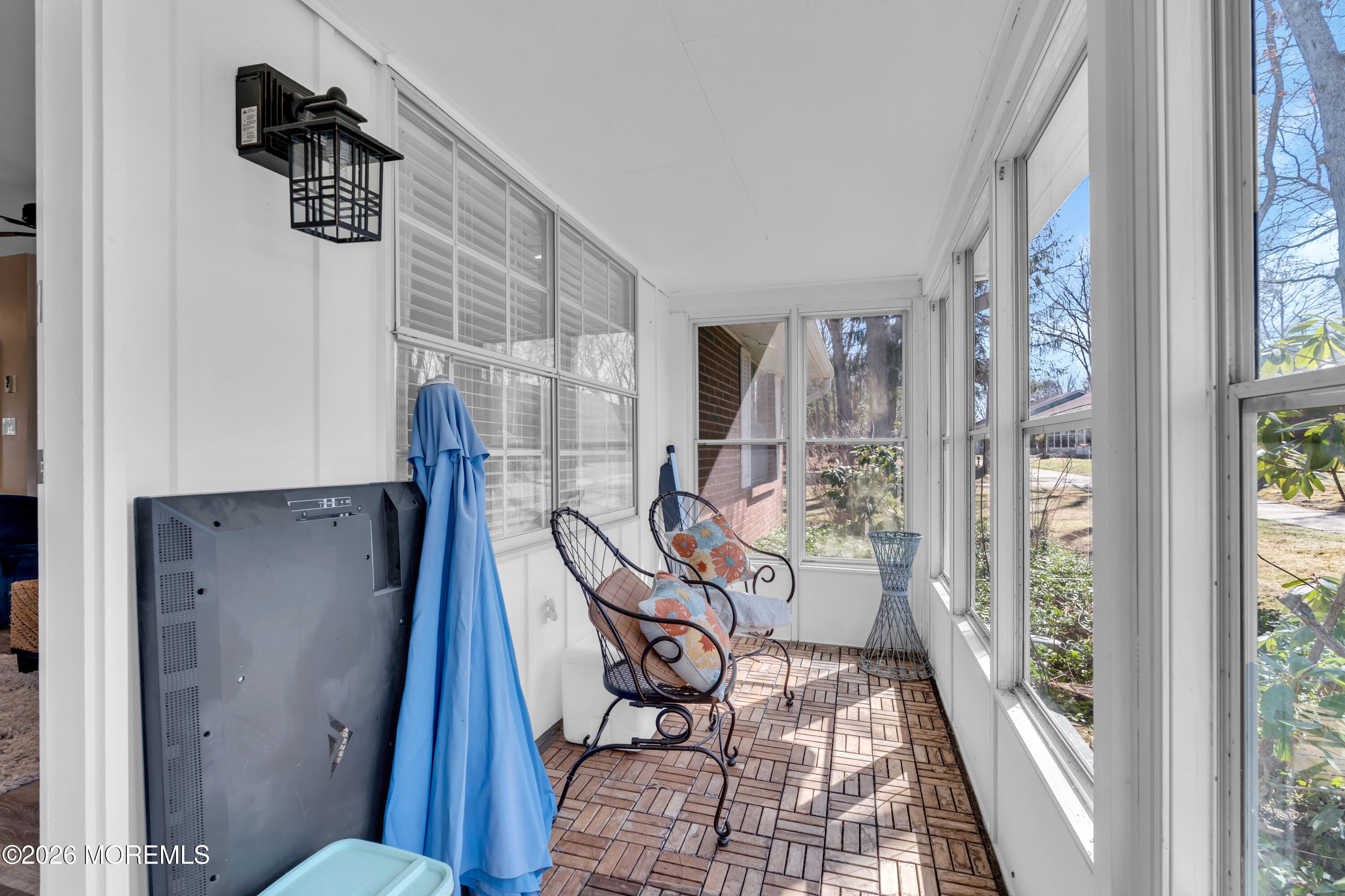 62F Buckingham Drive 100f Image 2