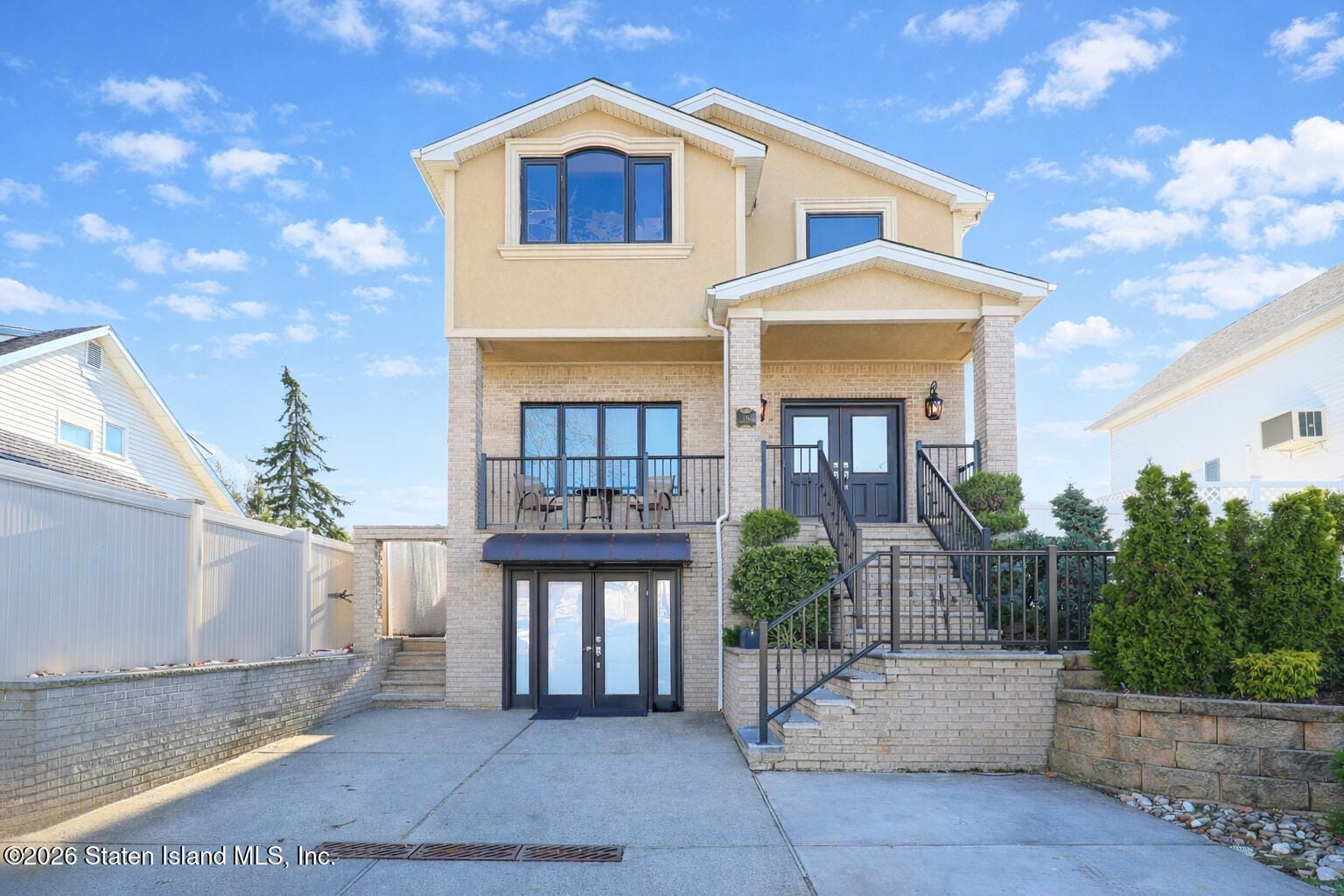 190 Manhattan Street, Staten Island, NY, 10307