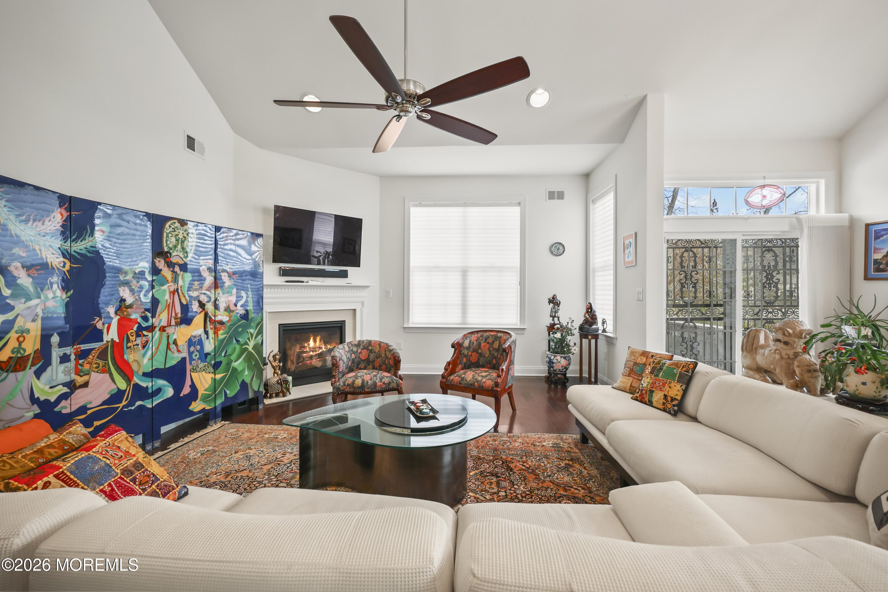 188 Campbell Court Image 4