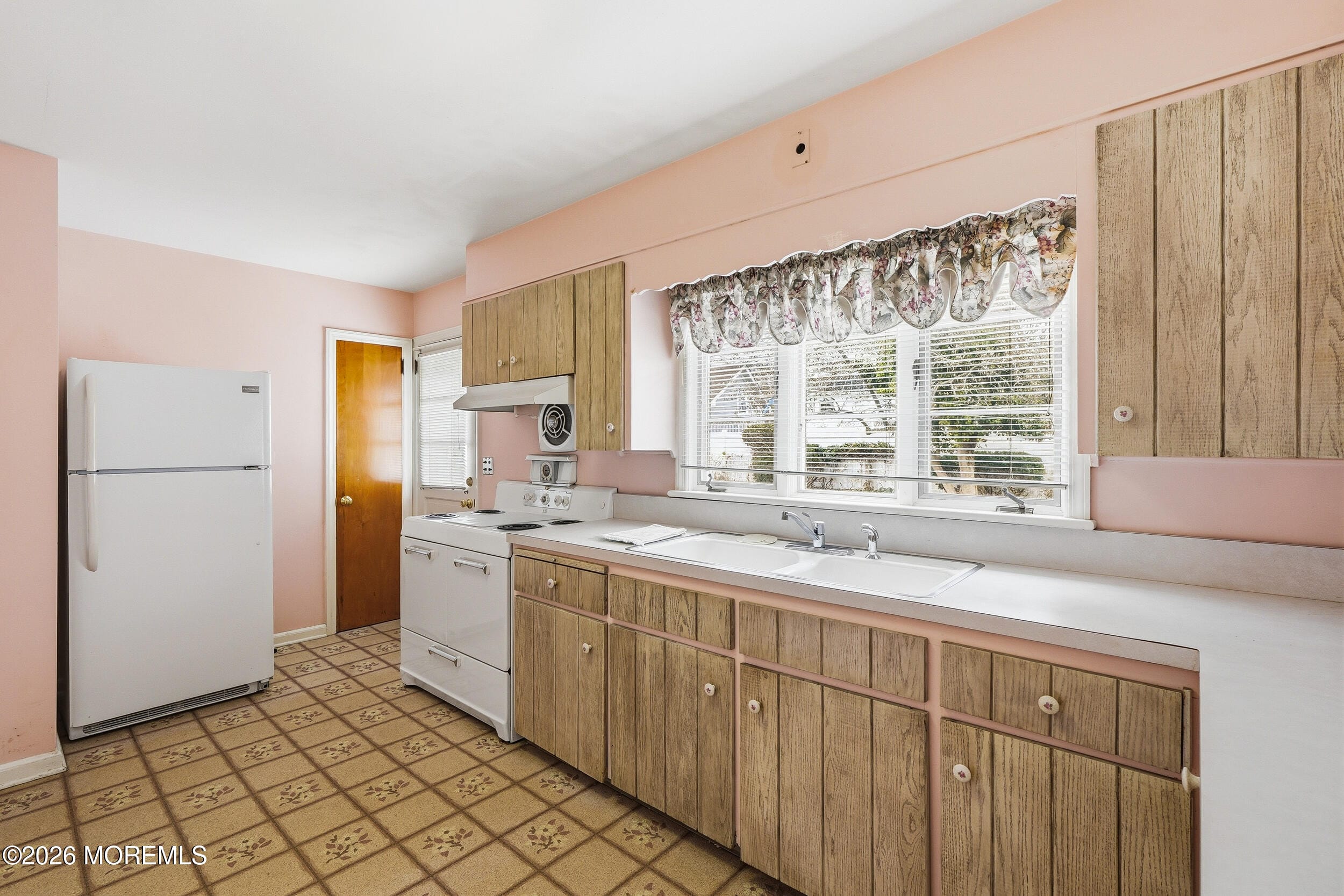 119 Harrow Court Image 4