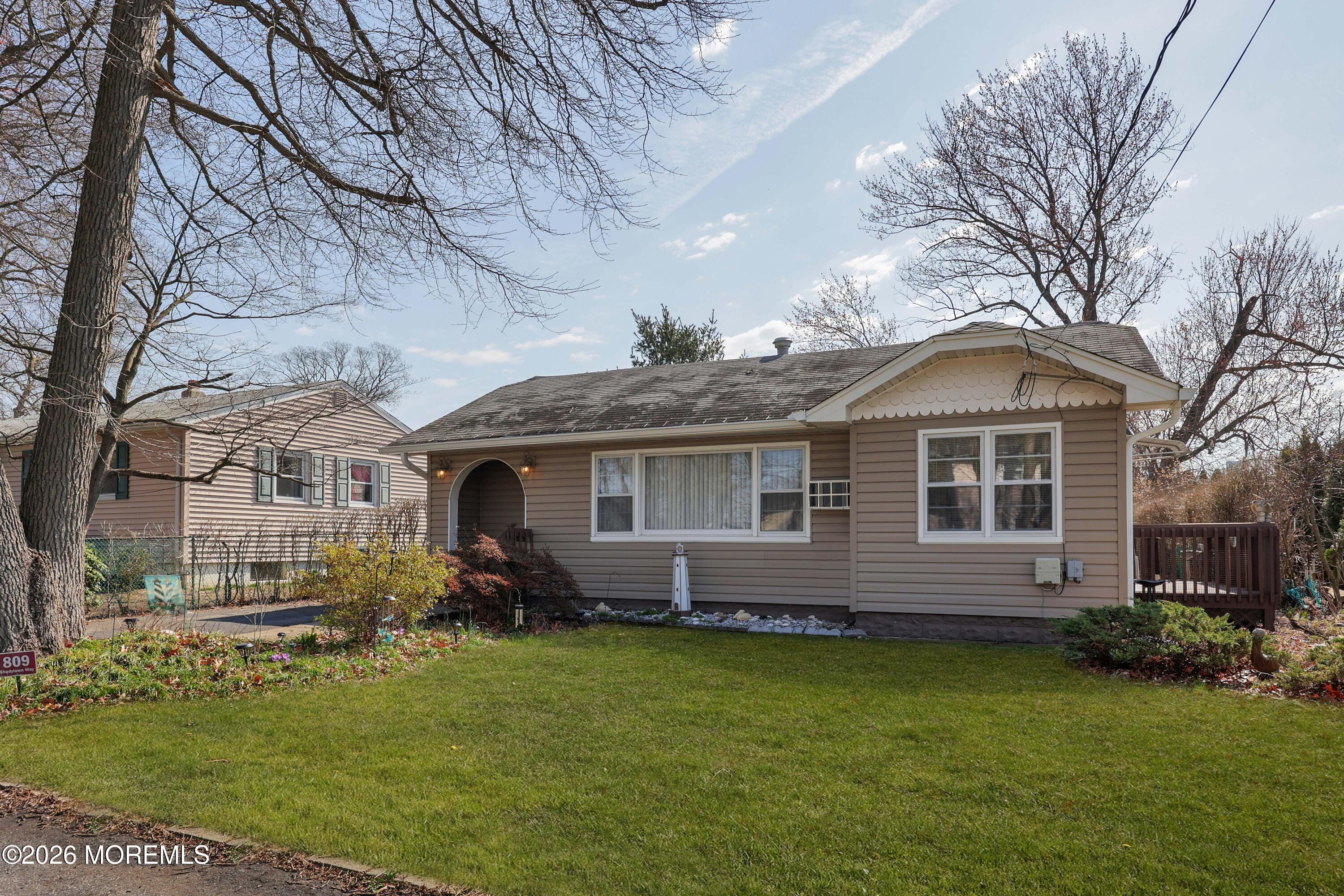 809 Shadylawn Way Image 2