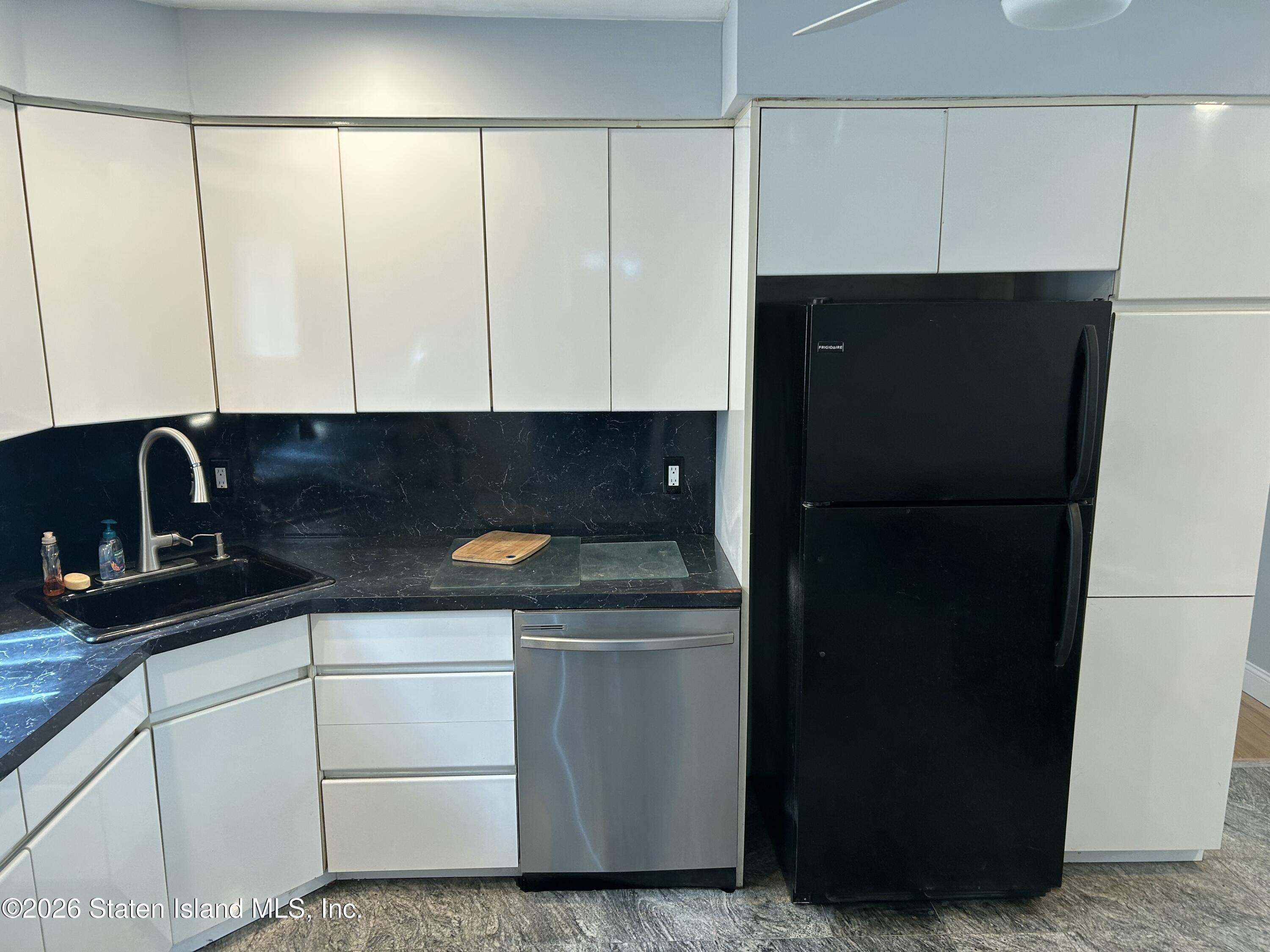 912 Annadale Road Image 5