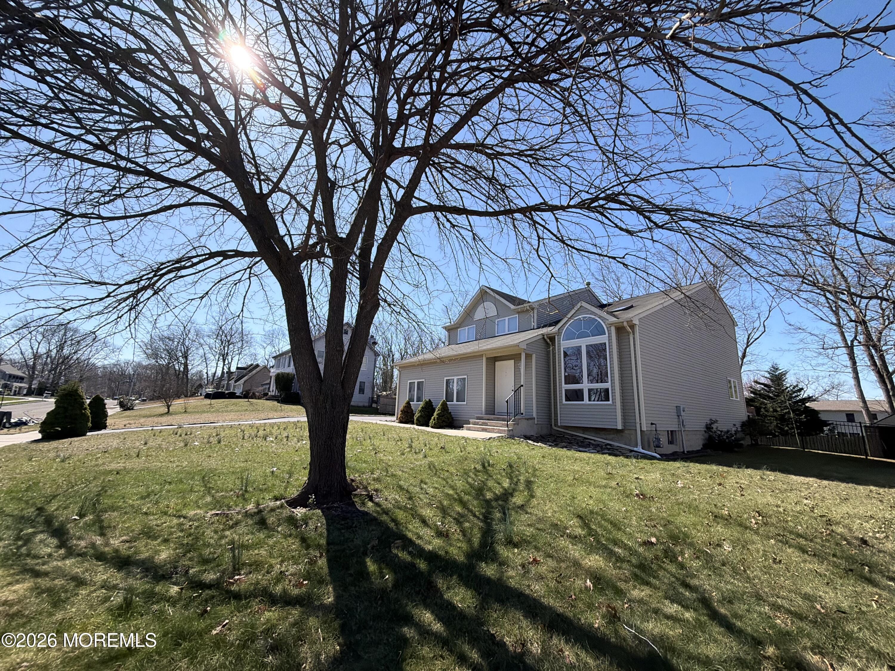 759 Tall Oaks Drive Image 2