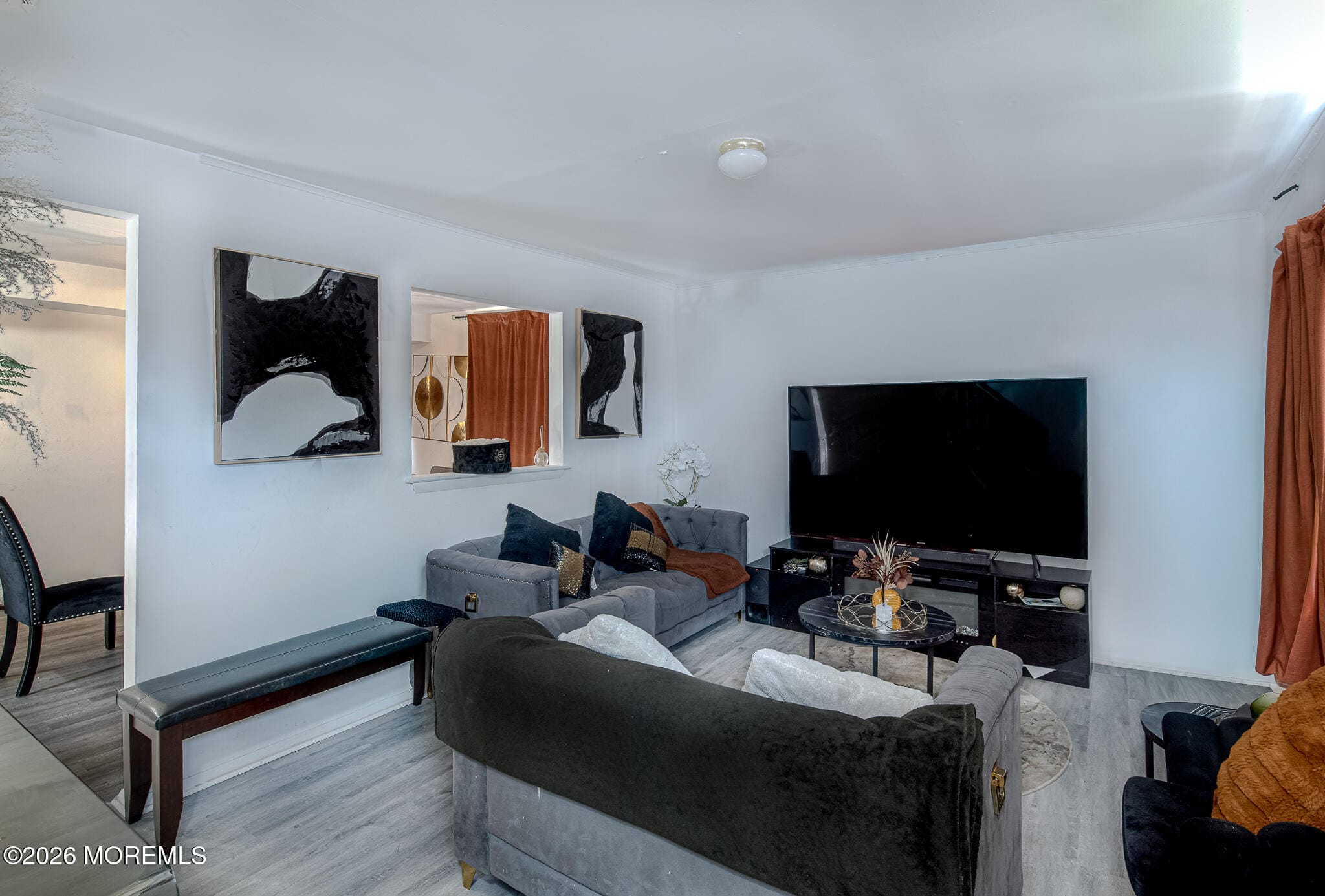 1713 Stratford Avenue Image 3