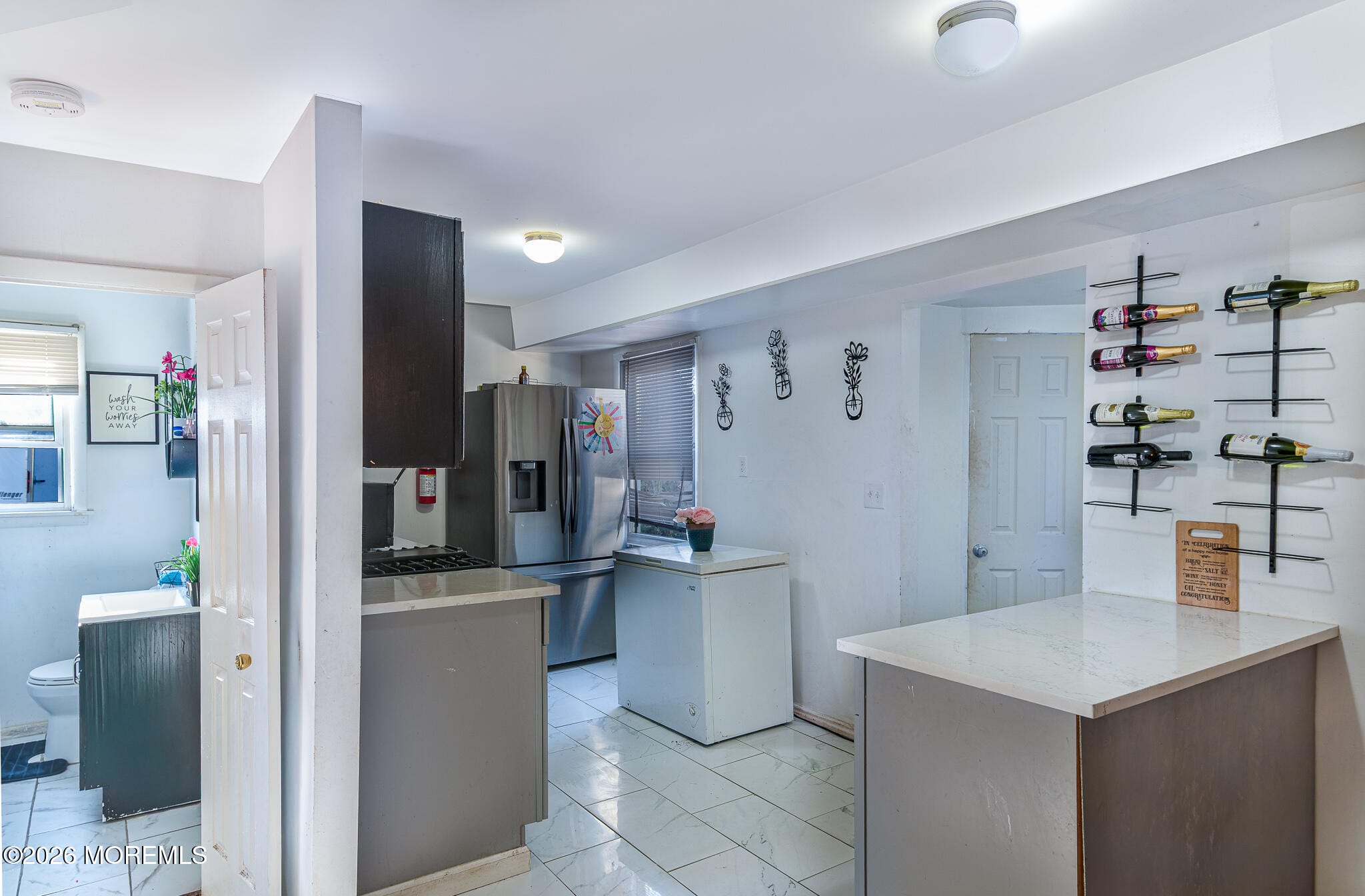 1713 Stratford Avenue Image 5