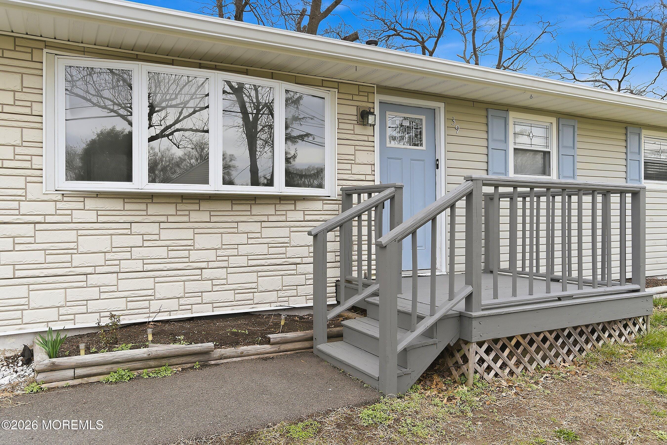 39 Harborage Avenue Image 3