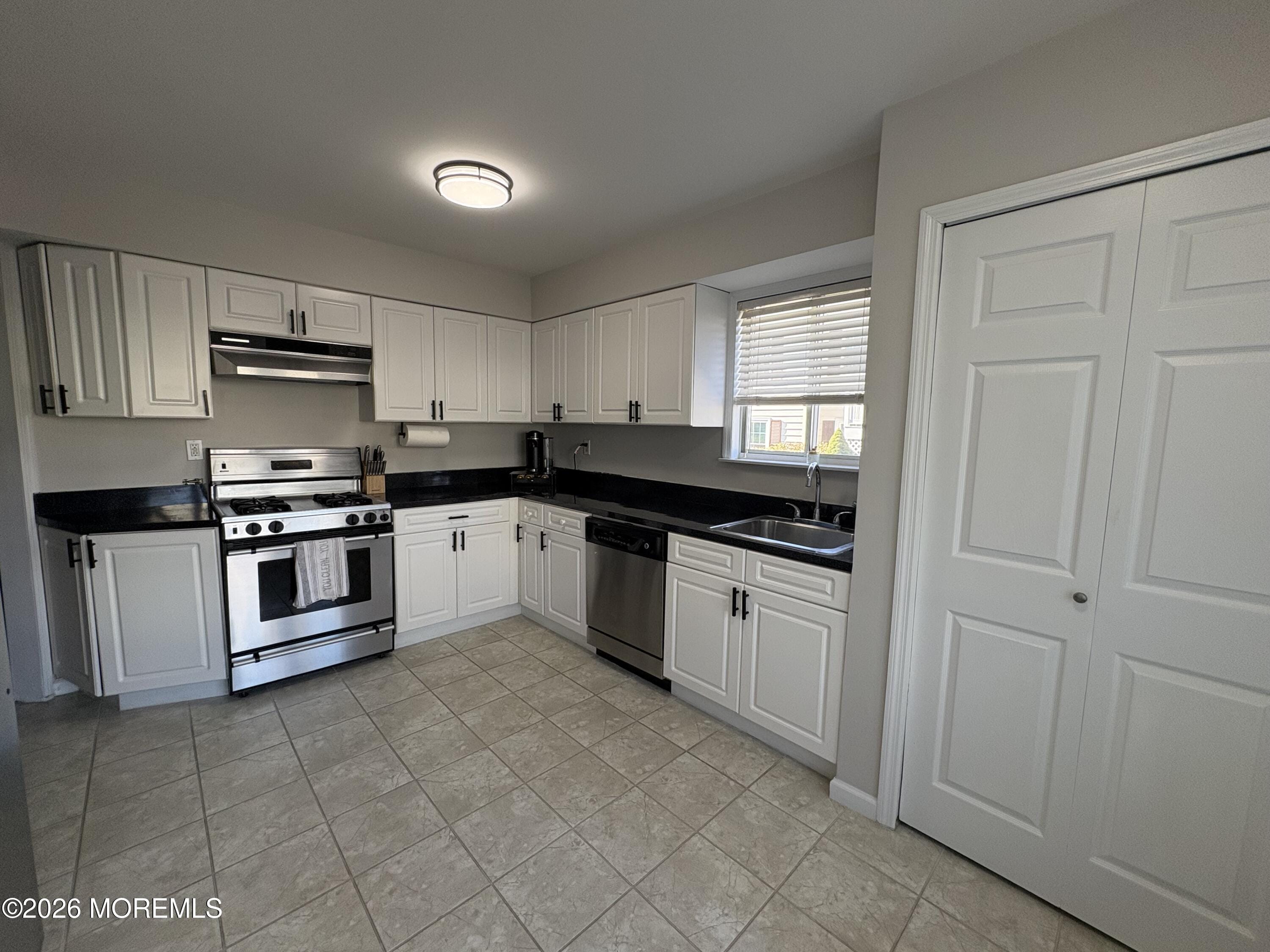 902 Buckingham Circle, Middletown, NJ, 07748 image 10