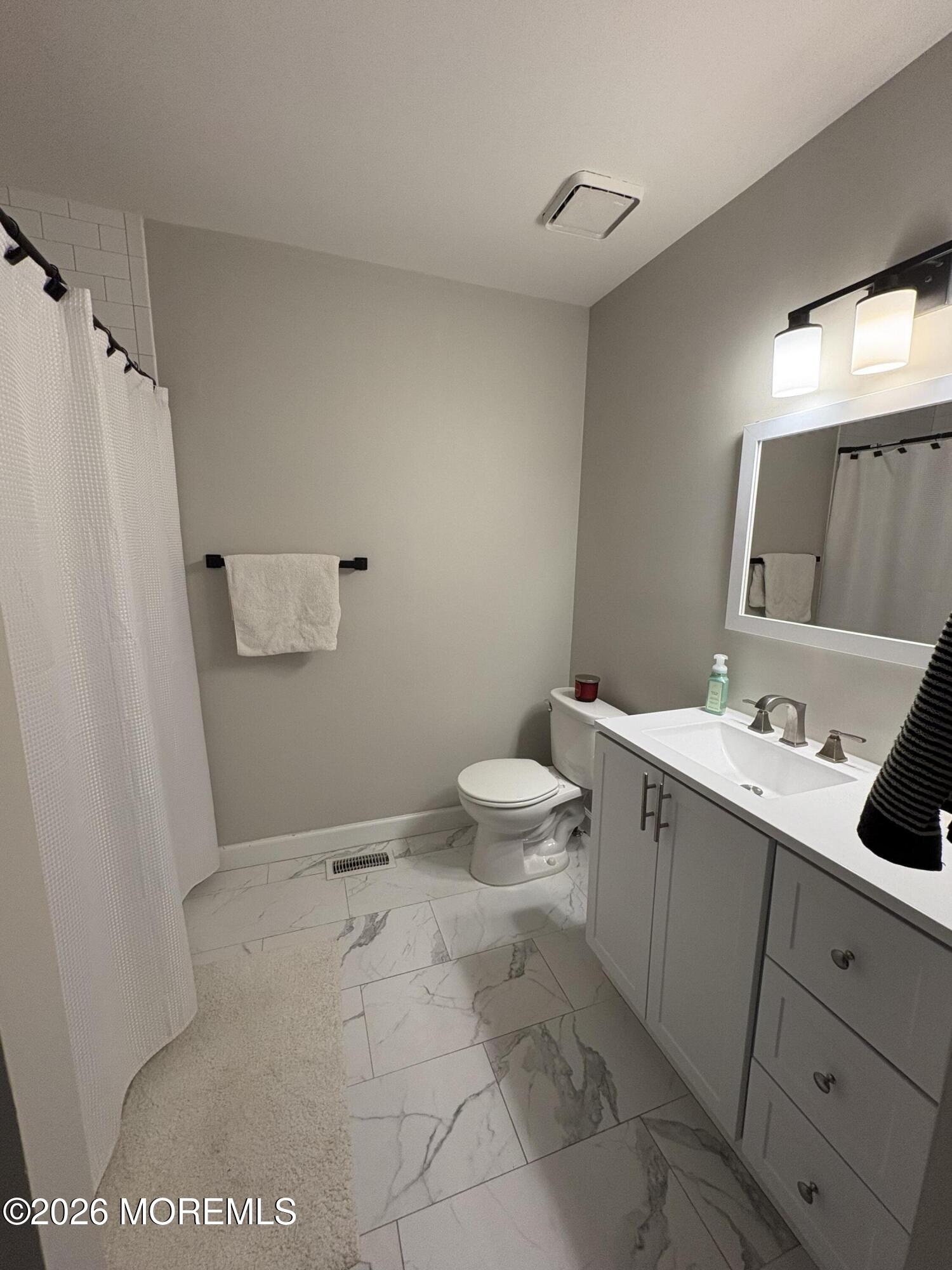 902 Buckingham Circle, Middletown, NJ, 07748 image 19