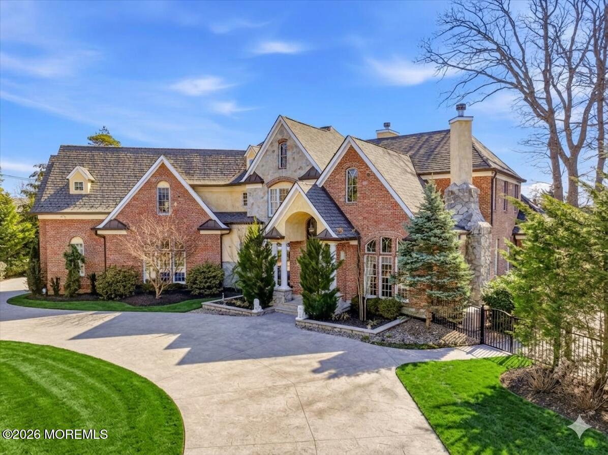 1000 Shore Drive Image 2