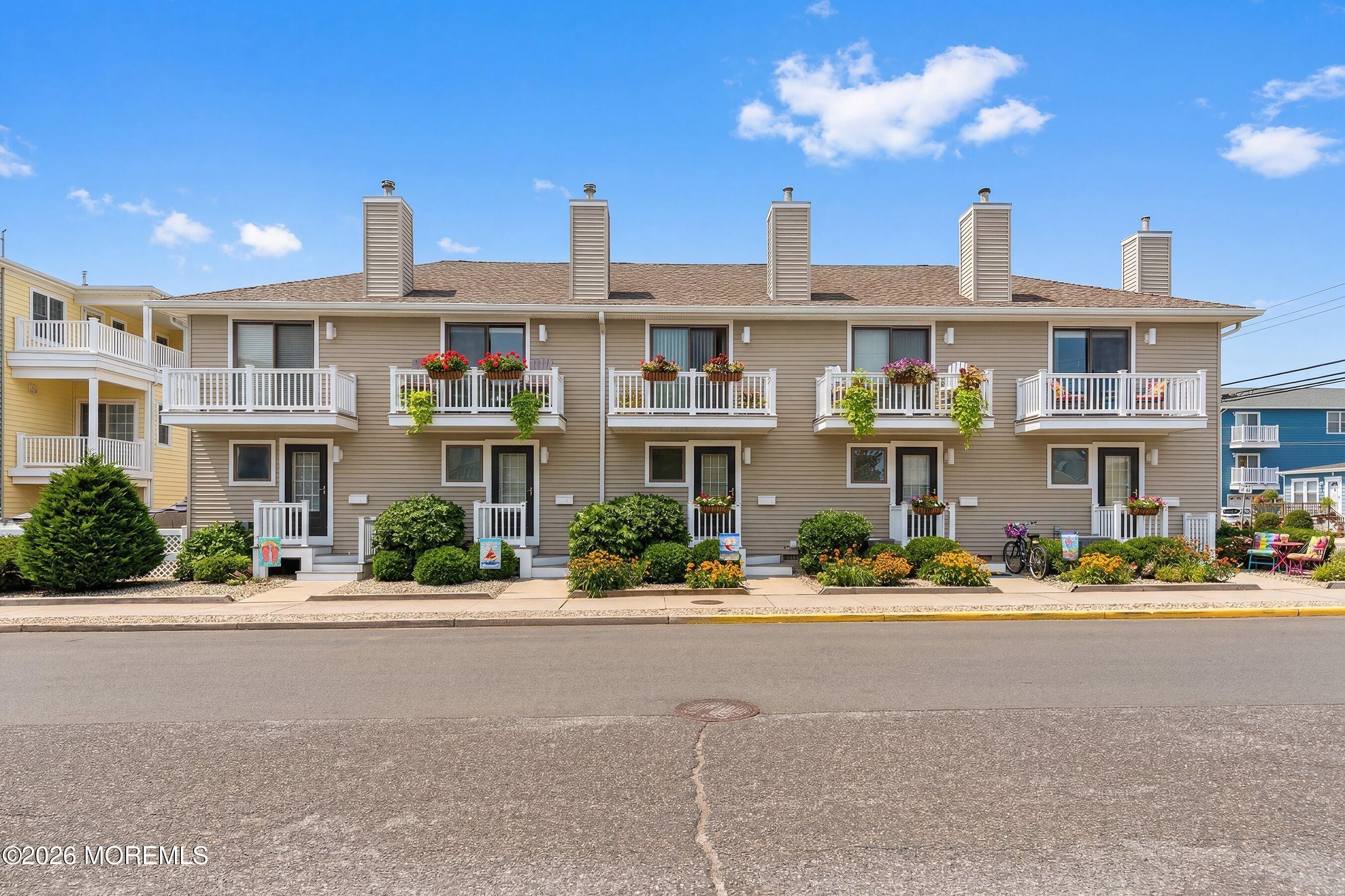 1601 Boulevard Image 1