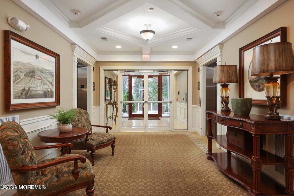 7 Centre Street 2101 Image 3