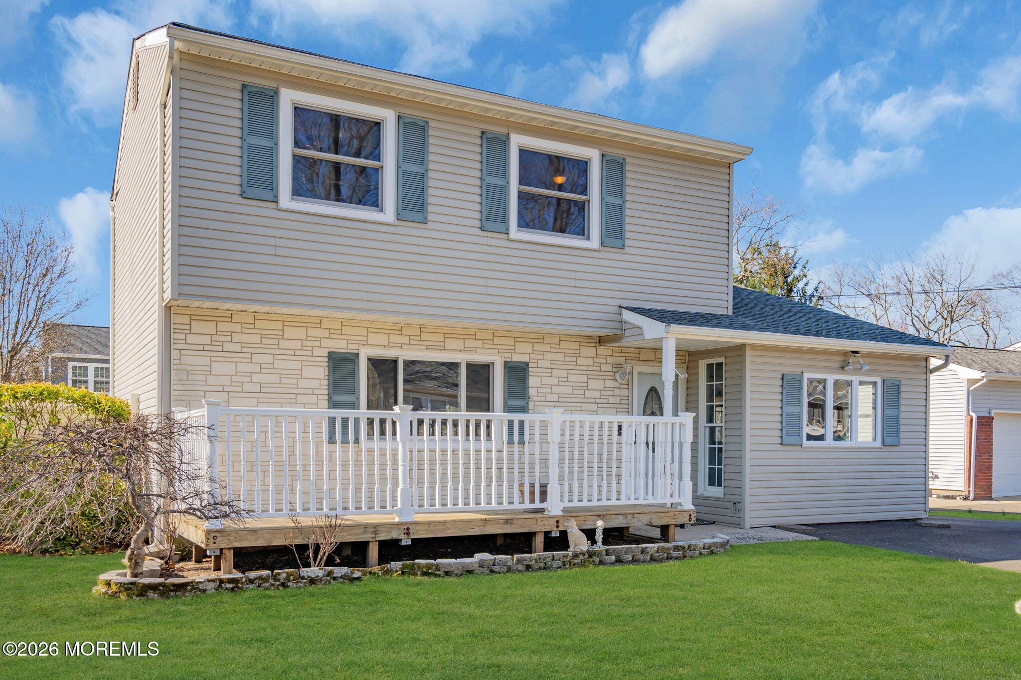 895 Linden Avenue Image 2