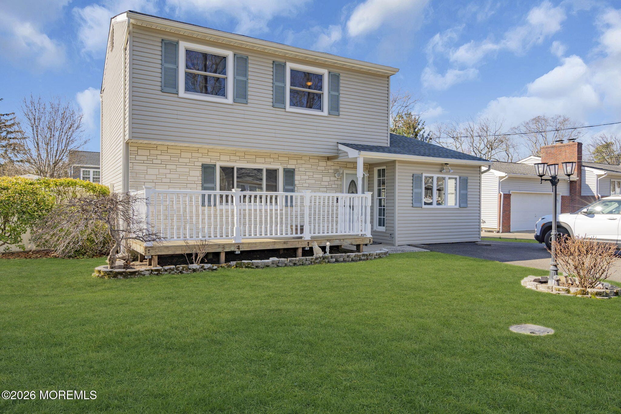 895 Linden Avenue Image 5