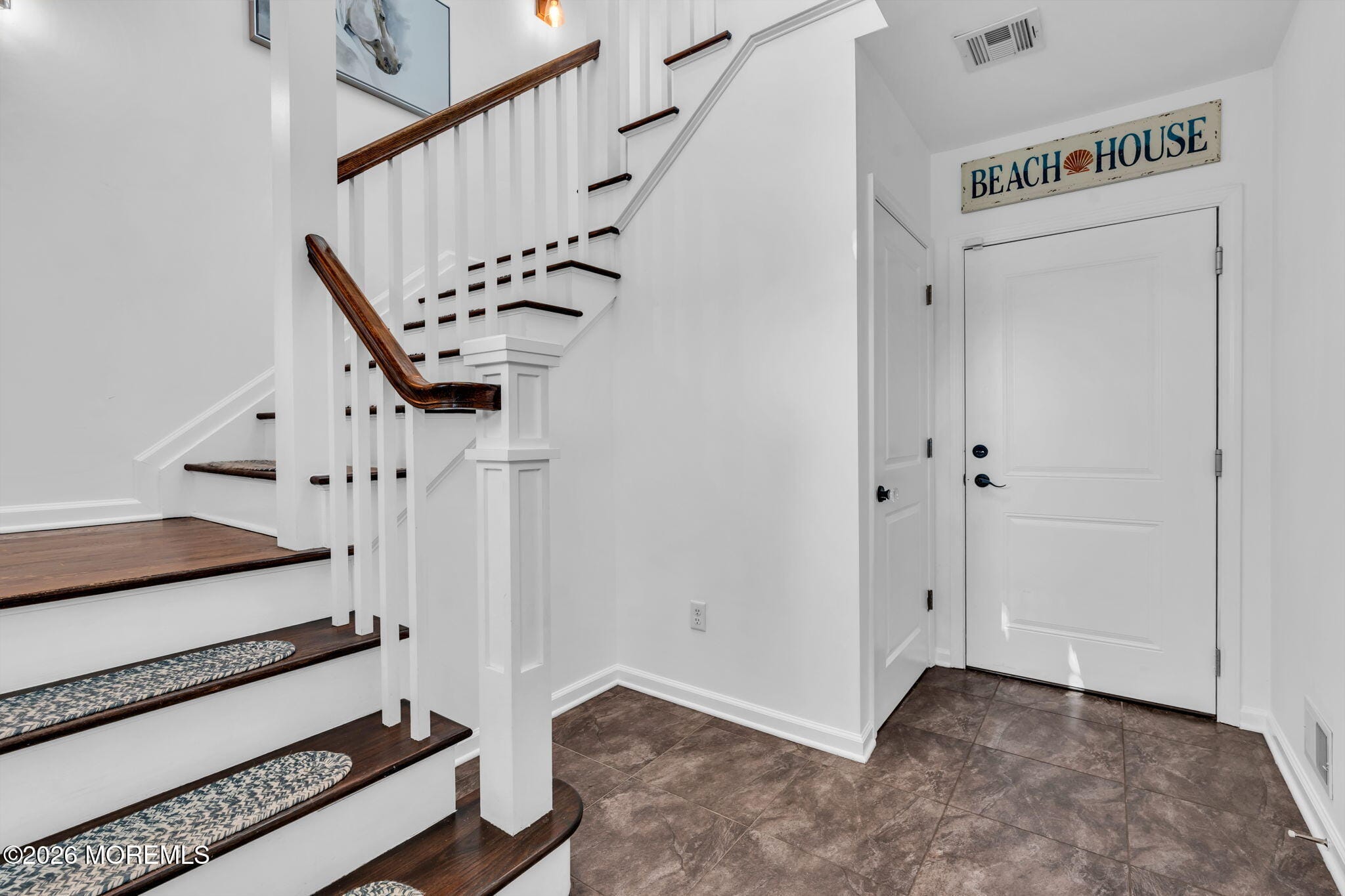 201 Gateway Court 1 Image 4