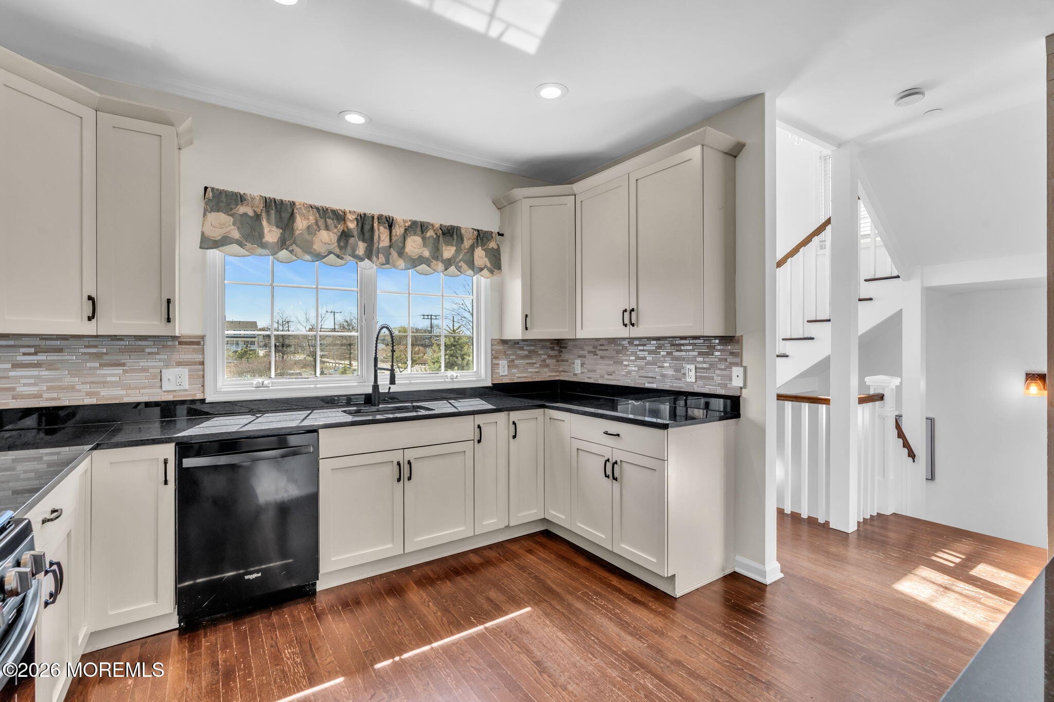 201 Gateway Court 1, Union Beach, NJ, 07735 image 9