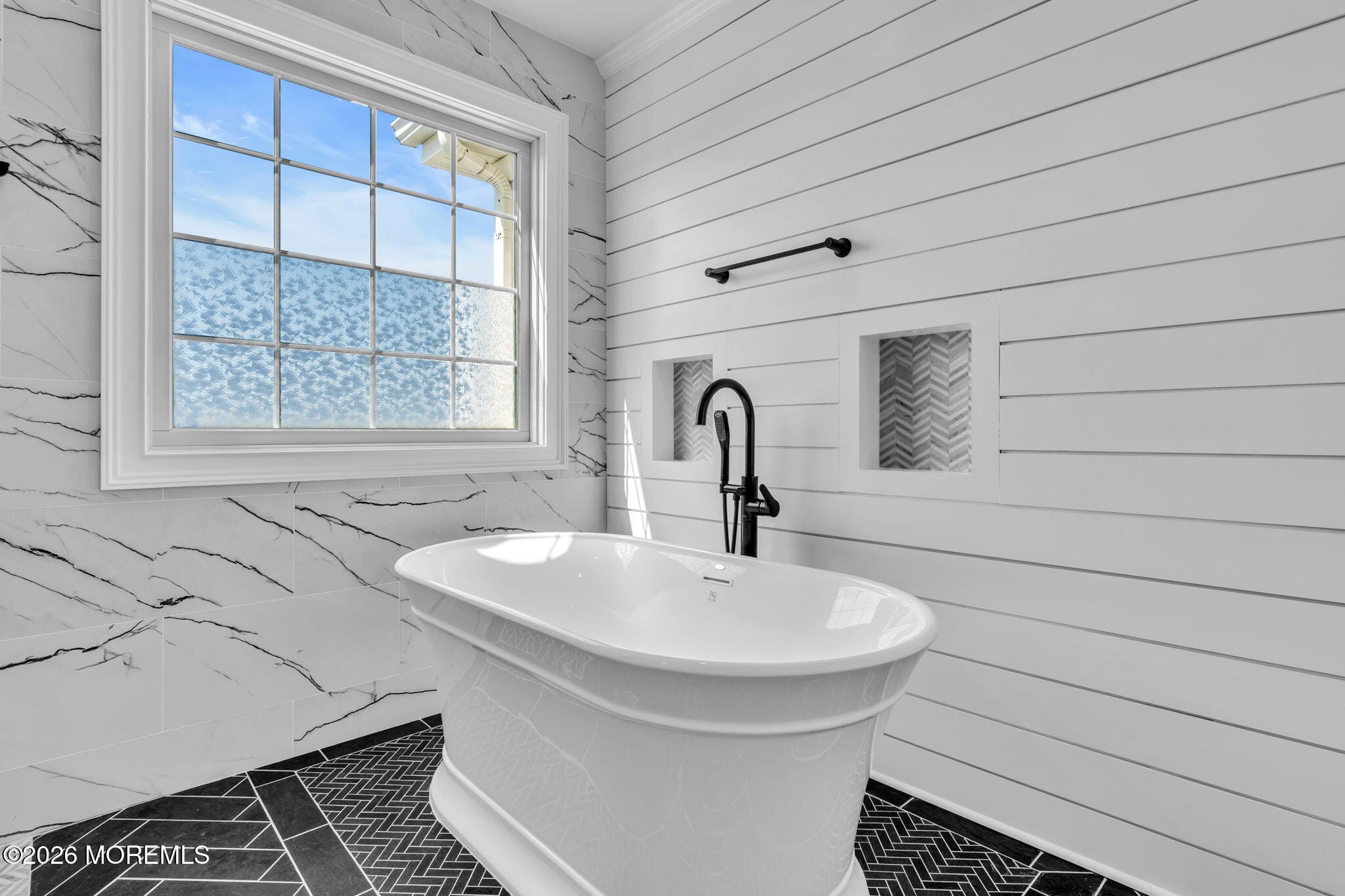 201 Gateway Court 1, Union Beach, NJ, 07735 image 25