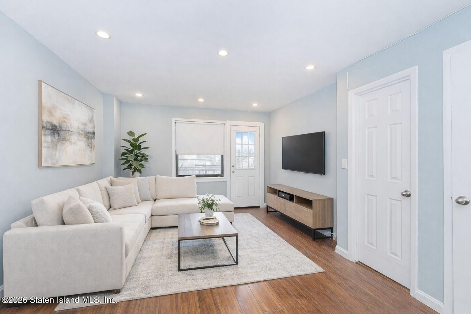 1000 Clove Road #8m, Staten Island, NY, 10301 image 6