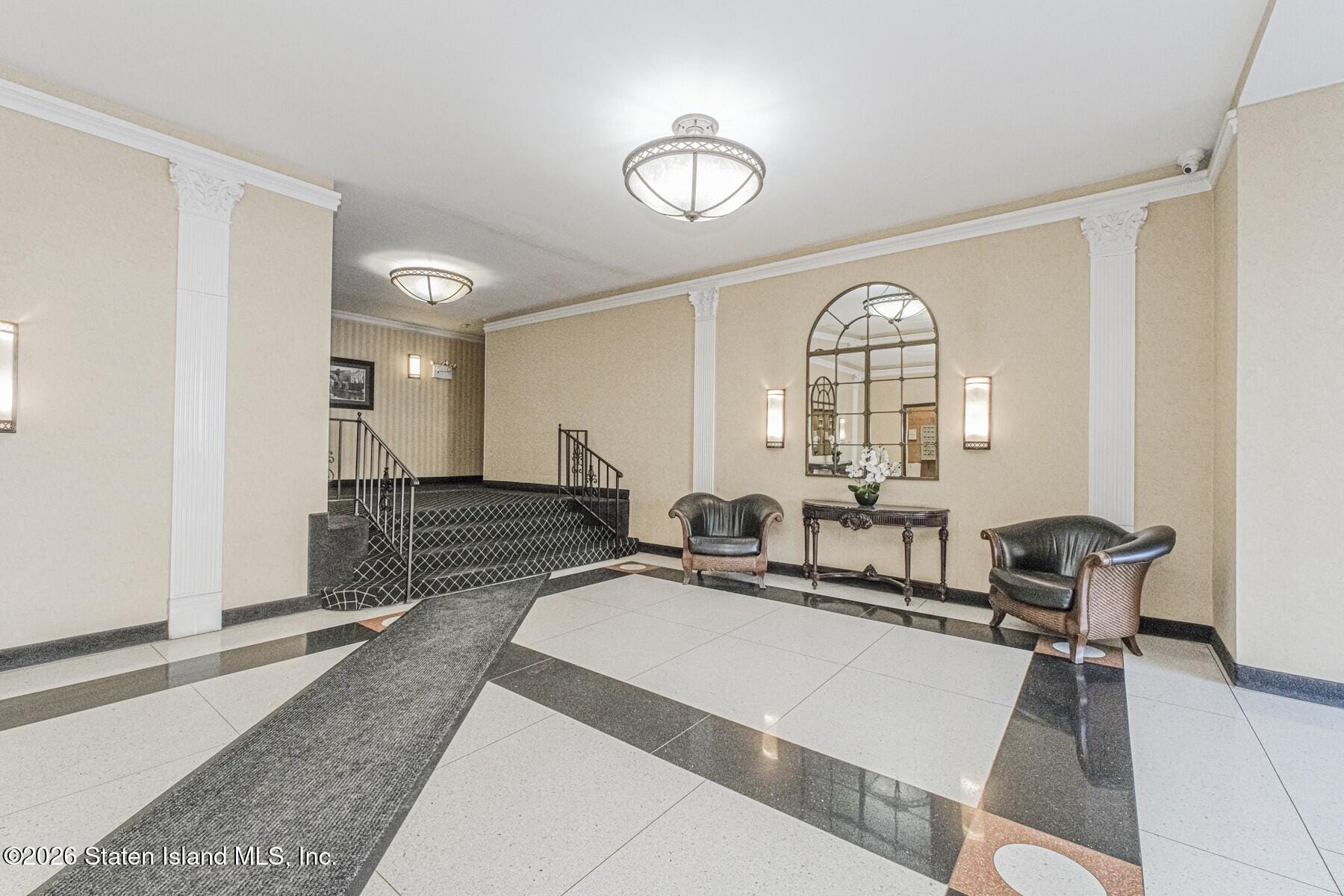 1000 Clove Road #8m Image 3