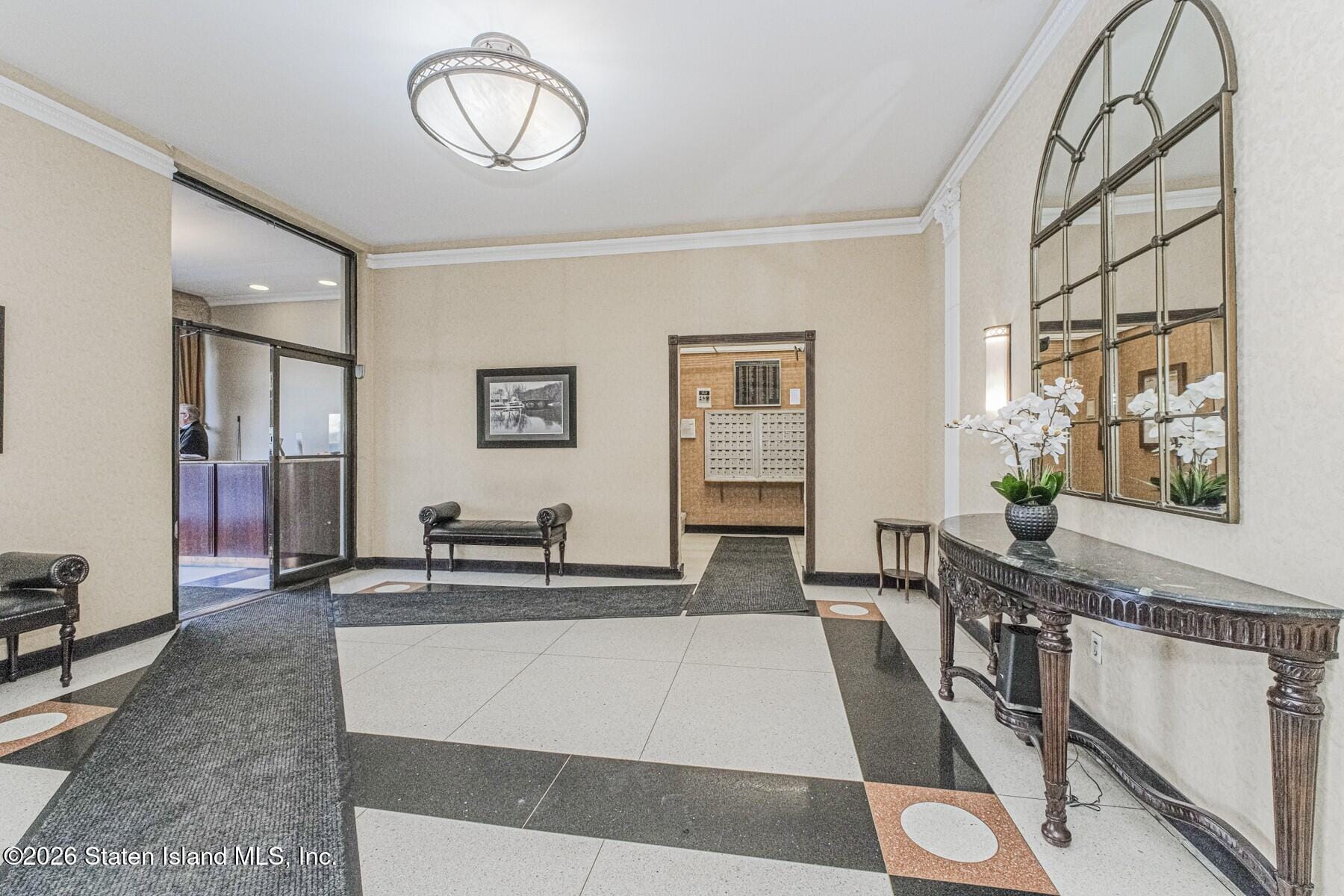 1000 Clove Road #8m Image 4