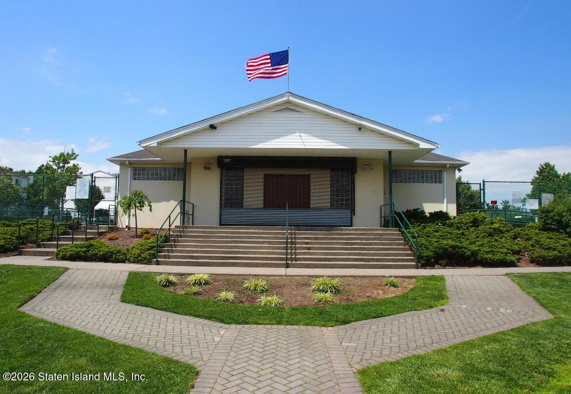 526 Ilyssa Way, Staten Island, NY, 10312 image 16