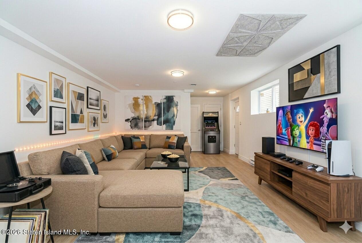 382 Atlantic Avenue Image 4