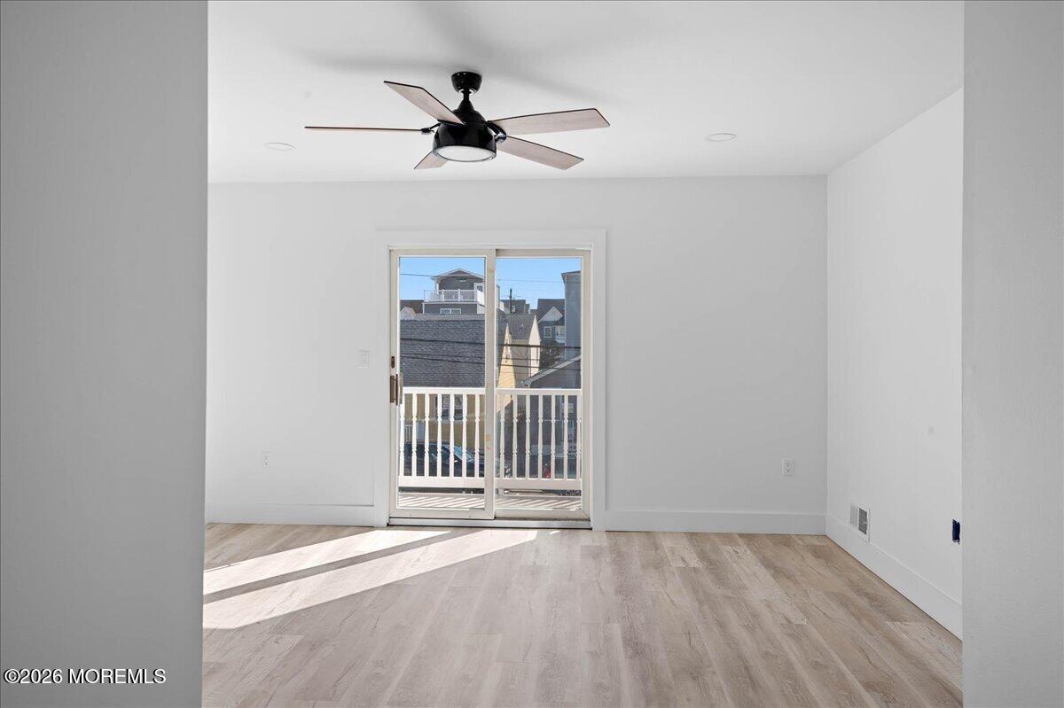 216 Sheridan Avenue Image 4