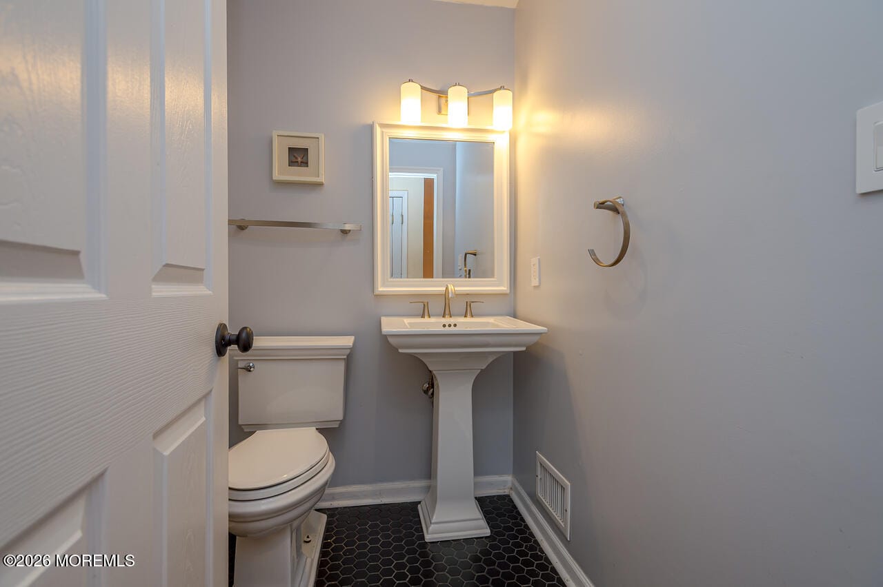 128 Heron Court Image 5