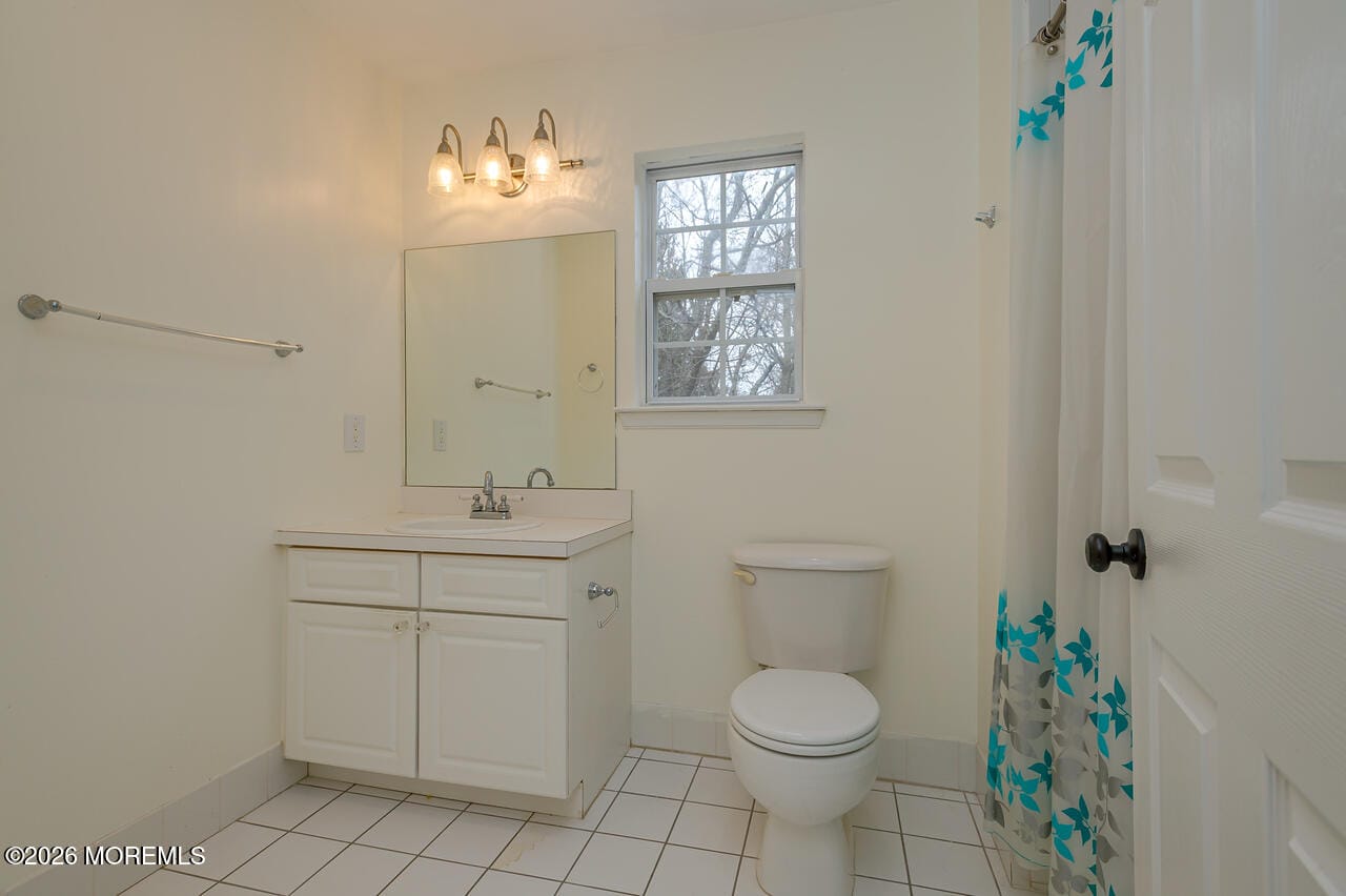 128 Heron Court, Manalapan, NJ, 07726 image 17