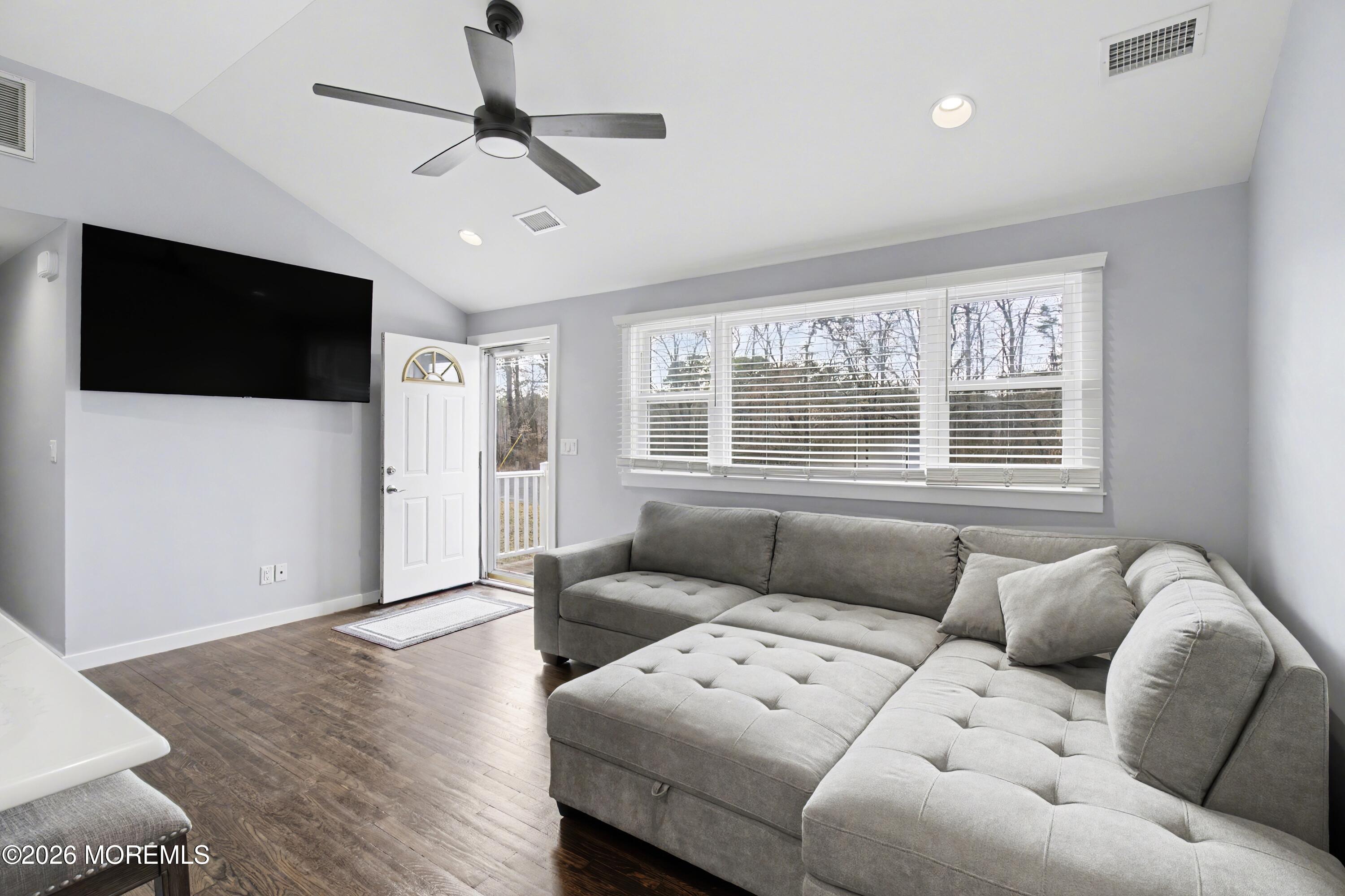 237 Leswing Drive Image 3