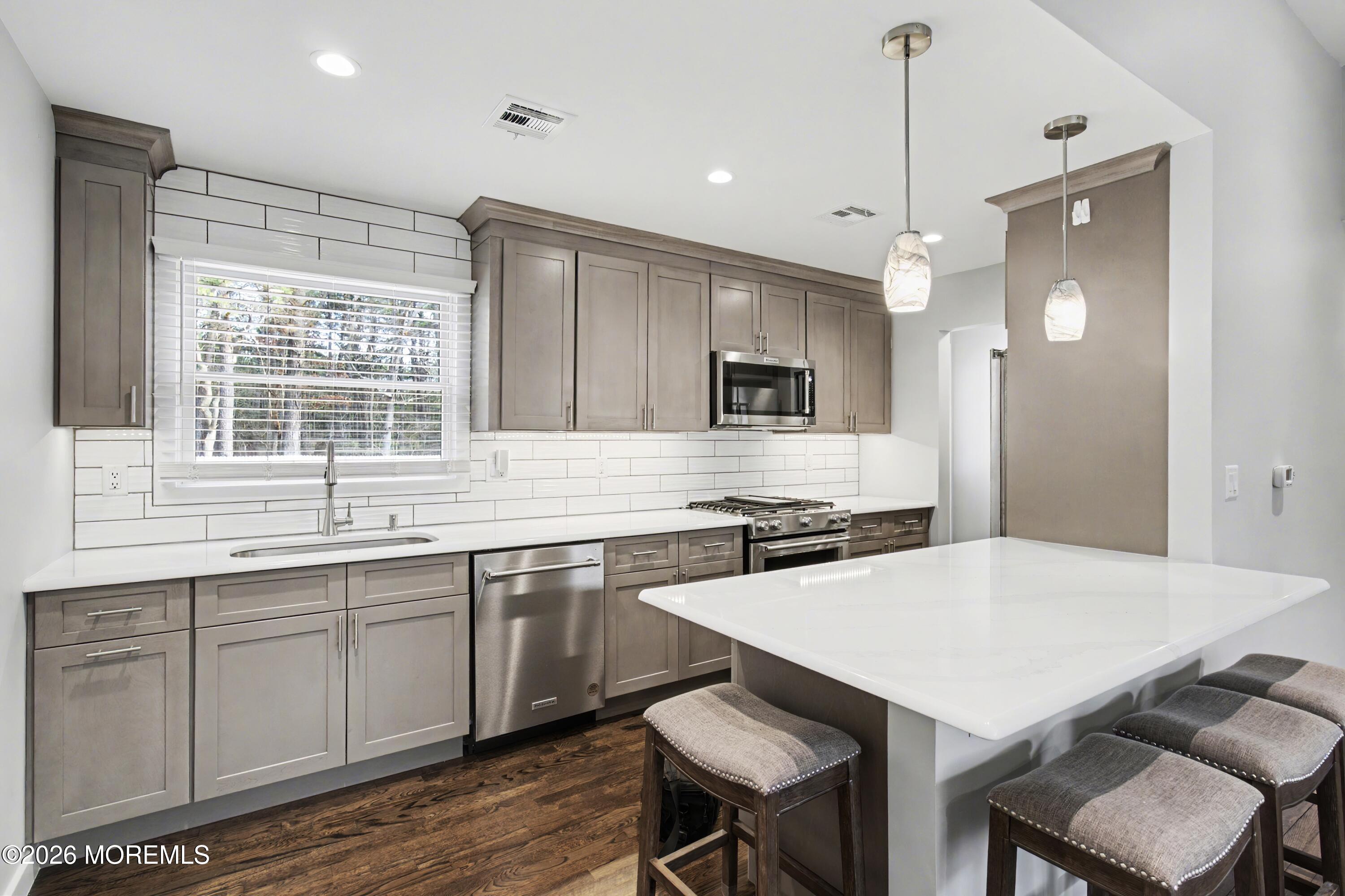 237 Leswing Drive Image 5