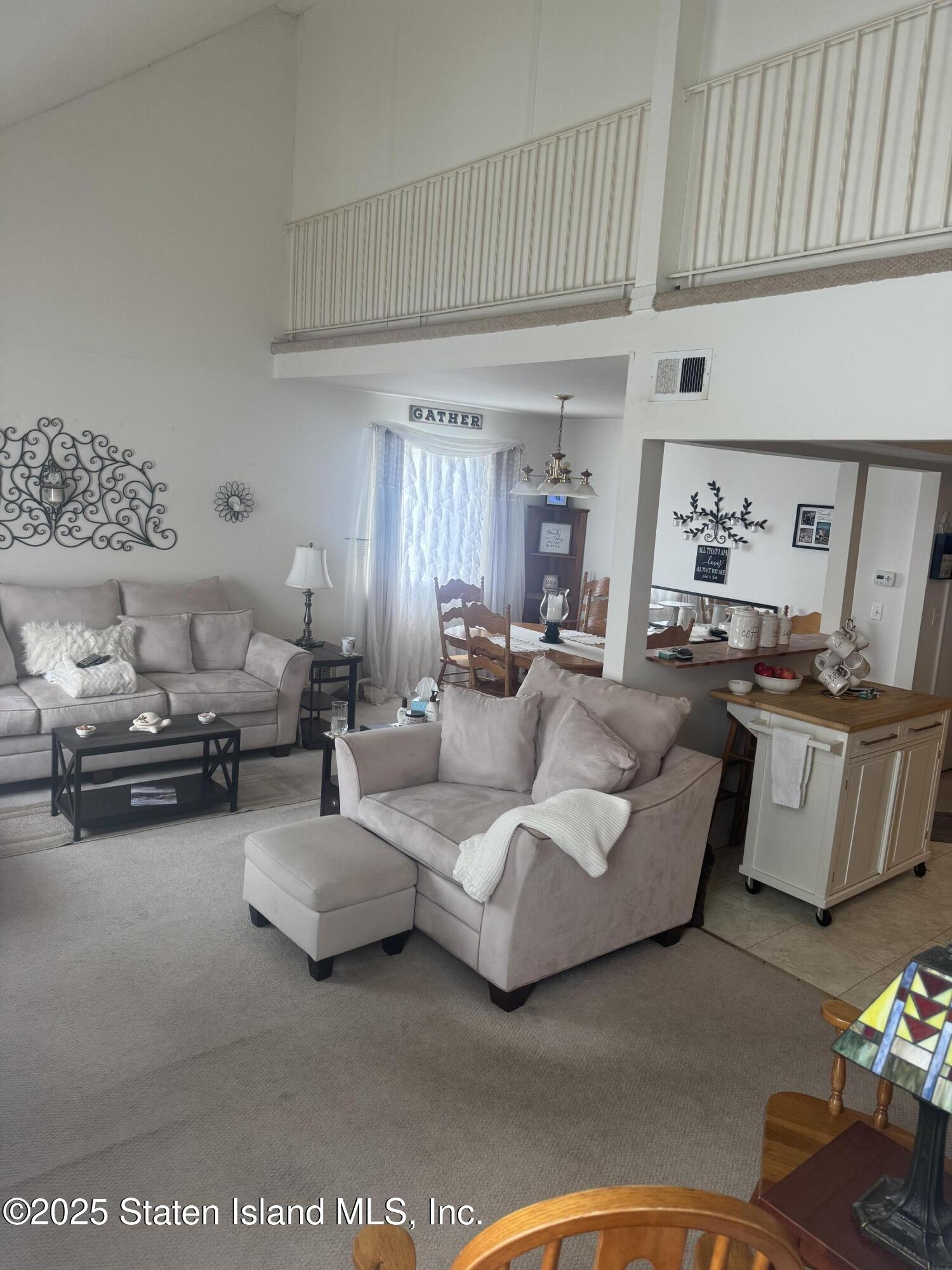 51 Jennifer Place B Image 4