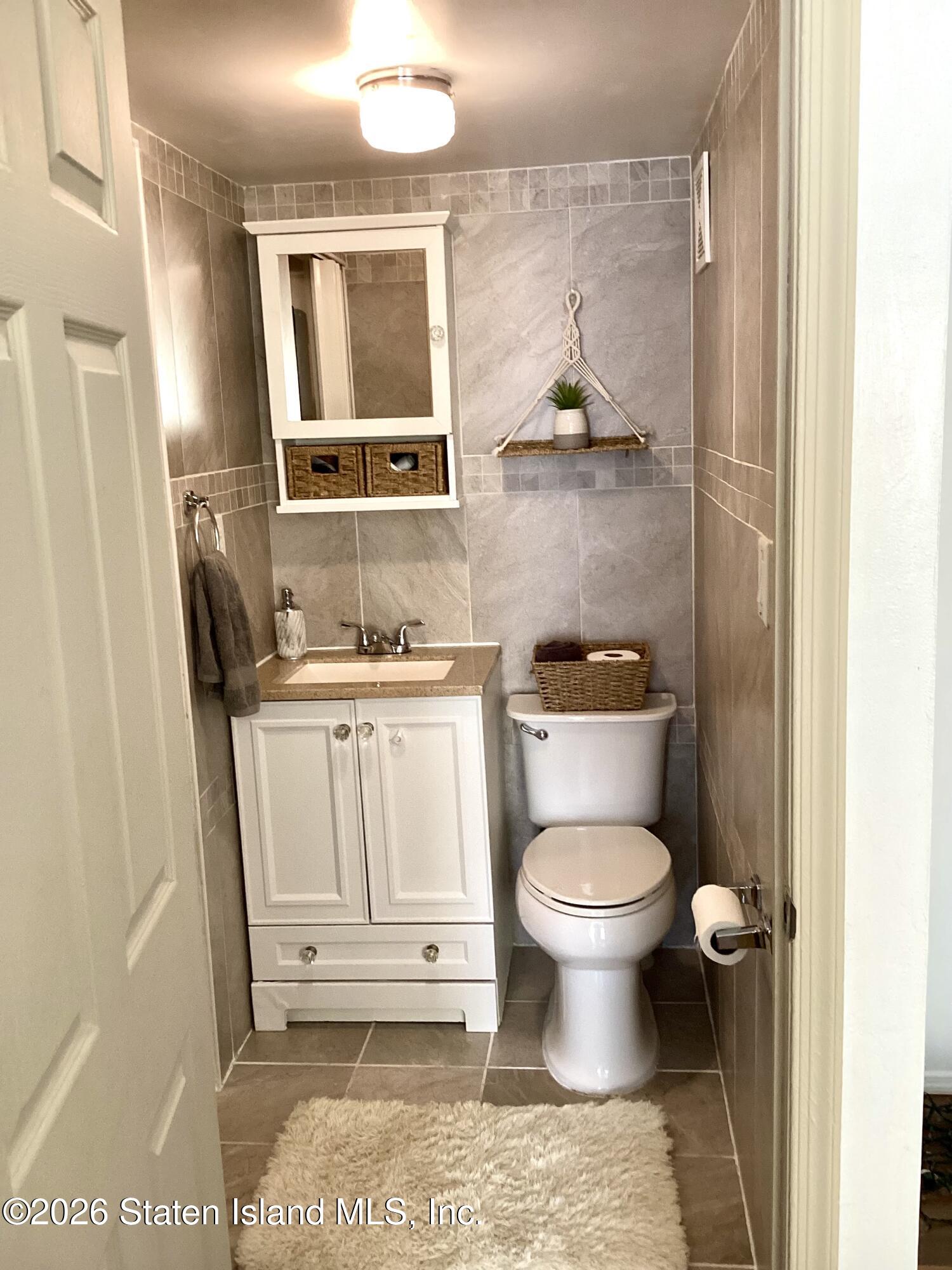 62 Simmons Lane, Staten Island, NY, 10314 image 10